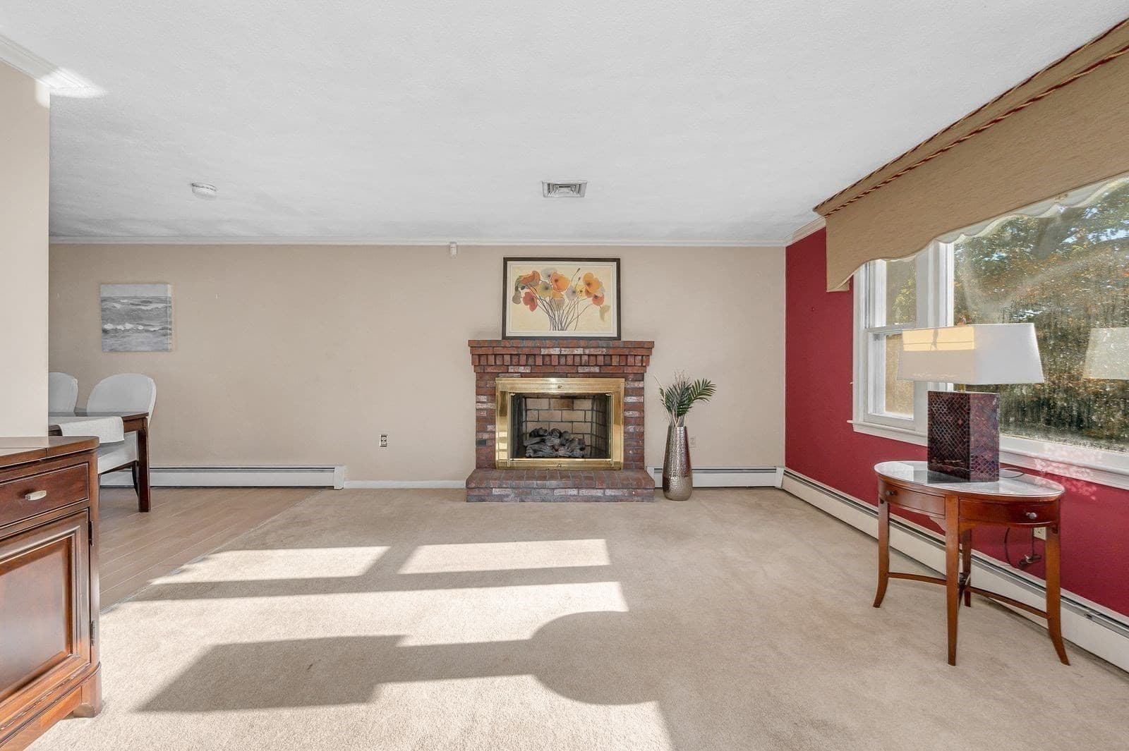 Single Family Residence at 3 Jennifer Dr, Saugus MA 01906, Saugus, photo 8 of 41