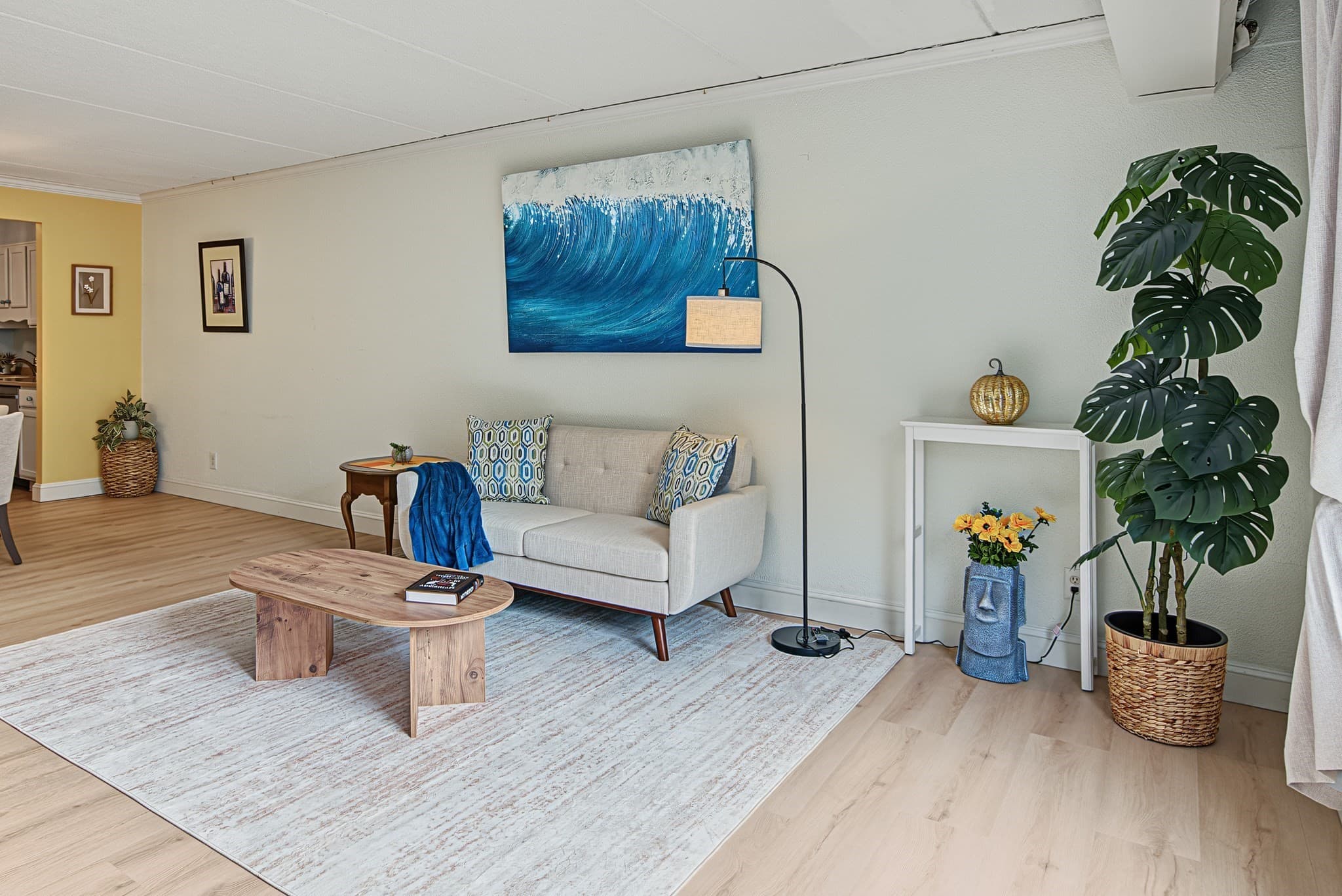 Condominium at 1500 Worcester Rd # 715, Framingham MA 01702, Framingham, photo 14 of 31