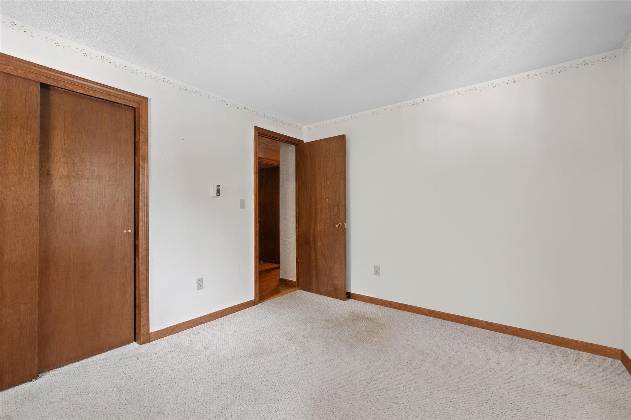 Single Family Residence at 3835 Chestnut Hill Ave, Athol MA 01331, Athol, photo 17 of 37
