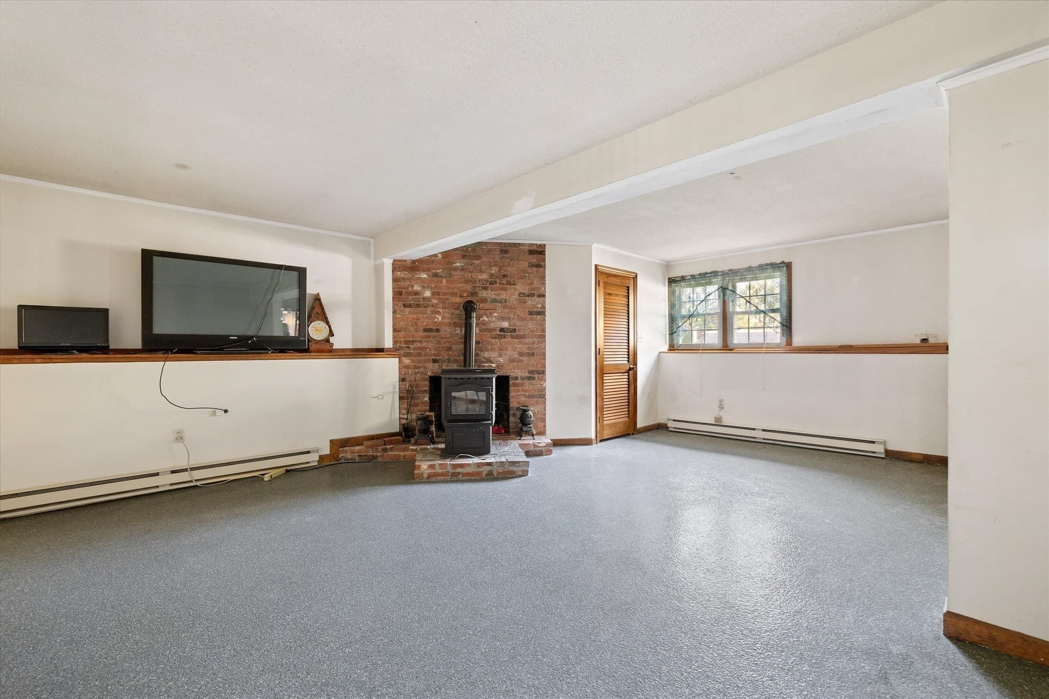 Single Family Residence at 3835 Chestnut Hill Ave, Athol MA 01331, Athol, photo 24 of 37