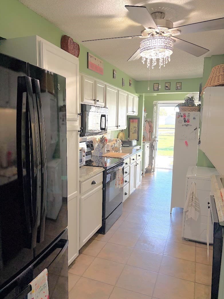 Condominium at 75 Outer Drive # 75, Chicopee MA 01022, Chicopee, photo 9 of 24