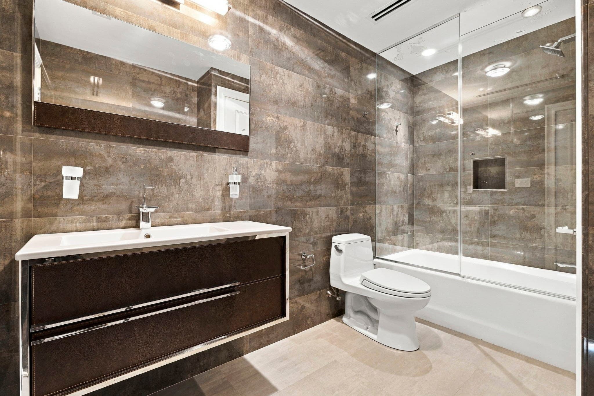 Condominium at 776 Boylston St, Boston MA 02199, Boston, photo 25 of 28