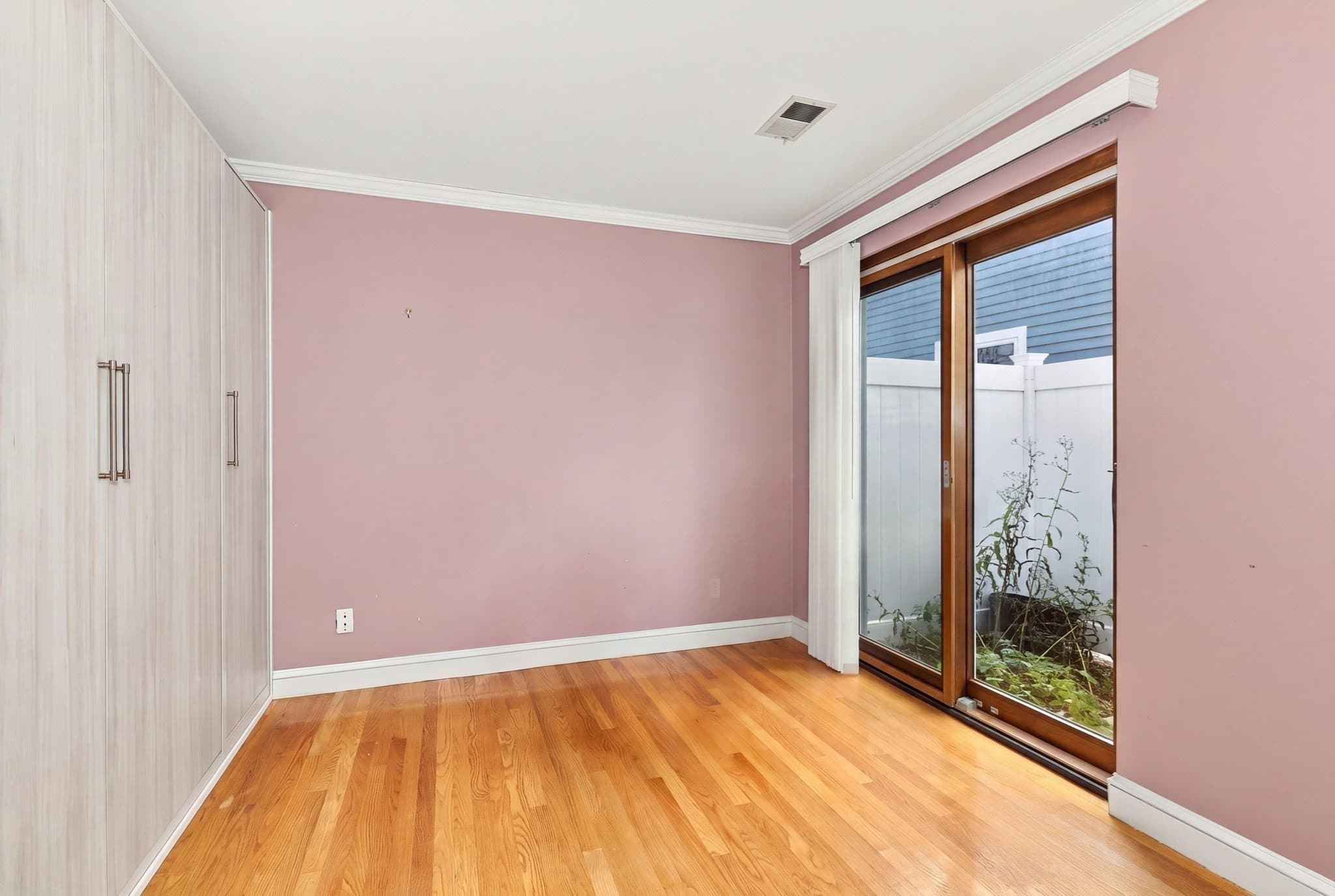 Condominium at 20 Ship Avenue # 34, Medford MA 02155, Medford, photo 22 of 34