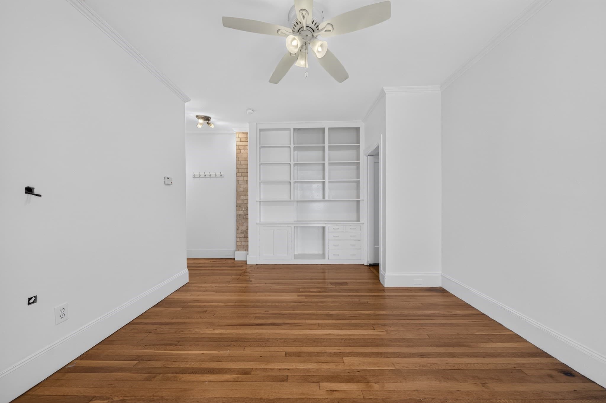 Condominium at 15 Park Vale Ave # 11, Boston MA 02134, Boston, photo 3 of 13