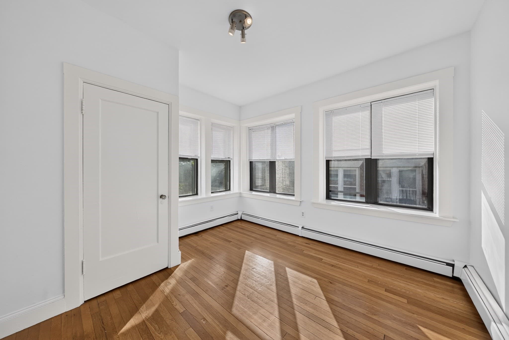 Condominium at 15 Park Vale Ave # 11, Boston MA 02134, Boston, photo 9 of 13