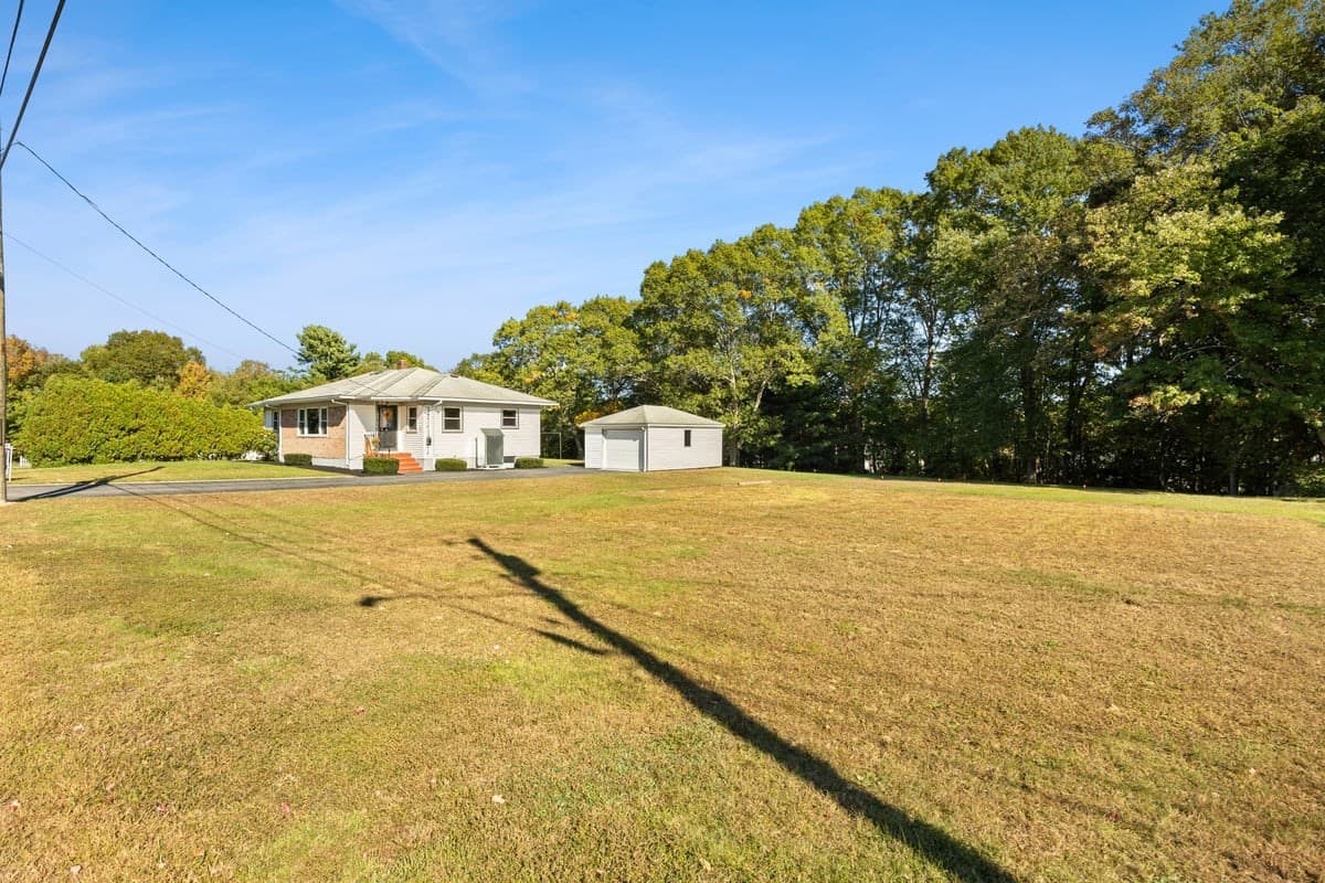 Single Family Residence at 60 Sunhill Road, Taunton MA 02780, Taunton, photo 3 of 25