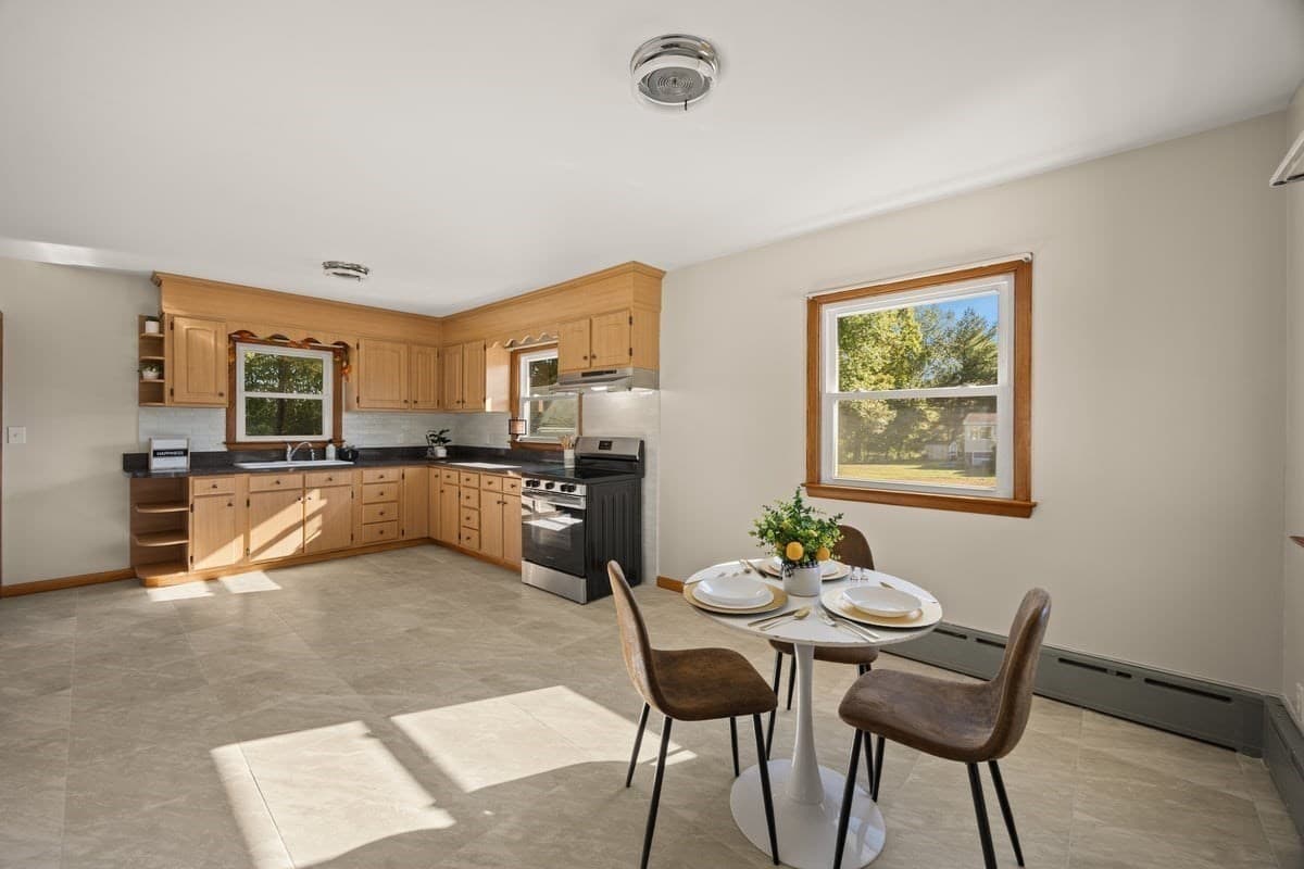 Single Family Residence at 60 Sunhill Road, Taunton MA 02780, Taunton, photo 8 of 25