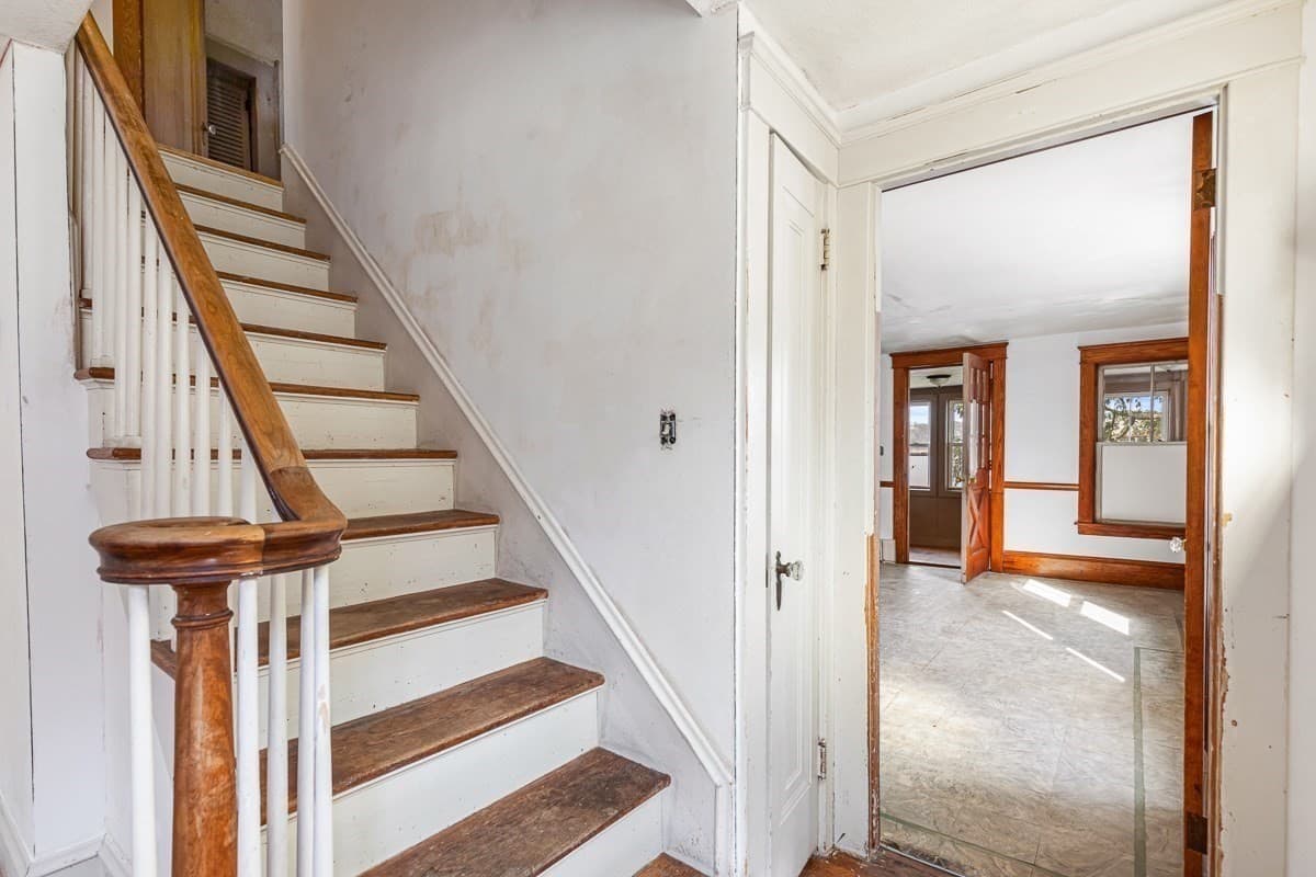 Single Family Residence at 1292 Riverside Ave, Somerset MA 02726, Somerset, photo 14 of 42