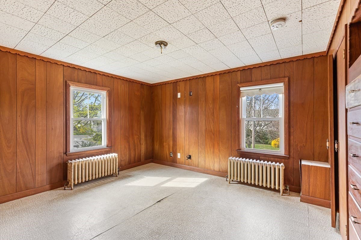 Single Family Residence at 1292 Riverside Ave, Somerset MA 02726, Somerset, photo 18 of 42