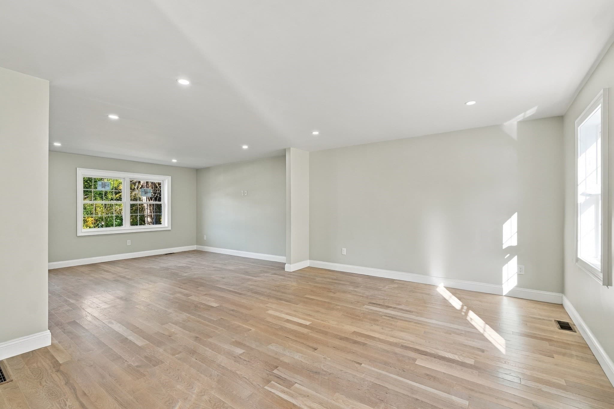 Single Family Residence at 1 Howarth Road, Oxford MA 01540, Oxford, photo 4 of 42