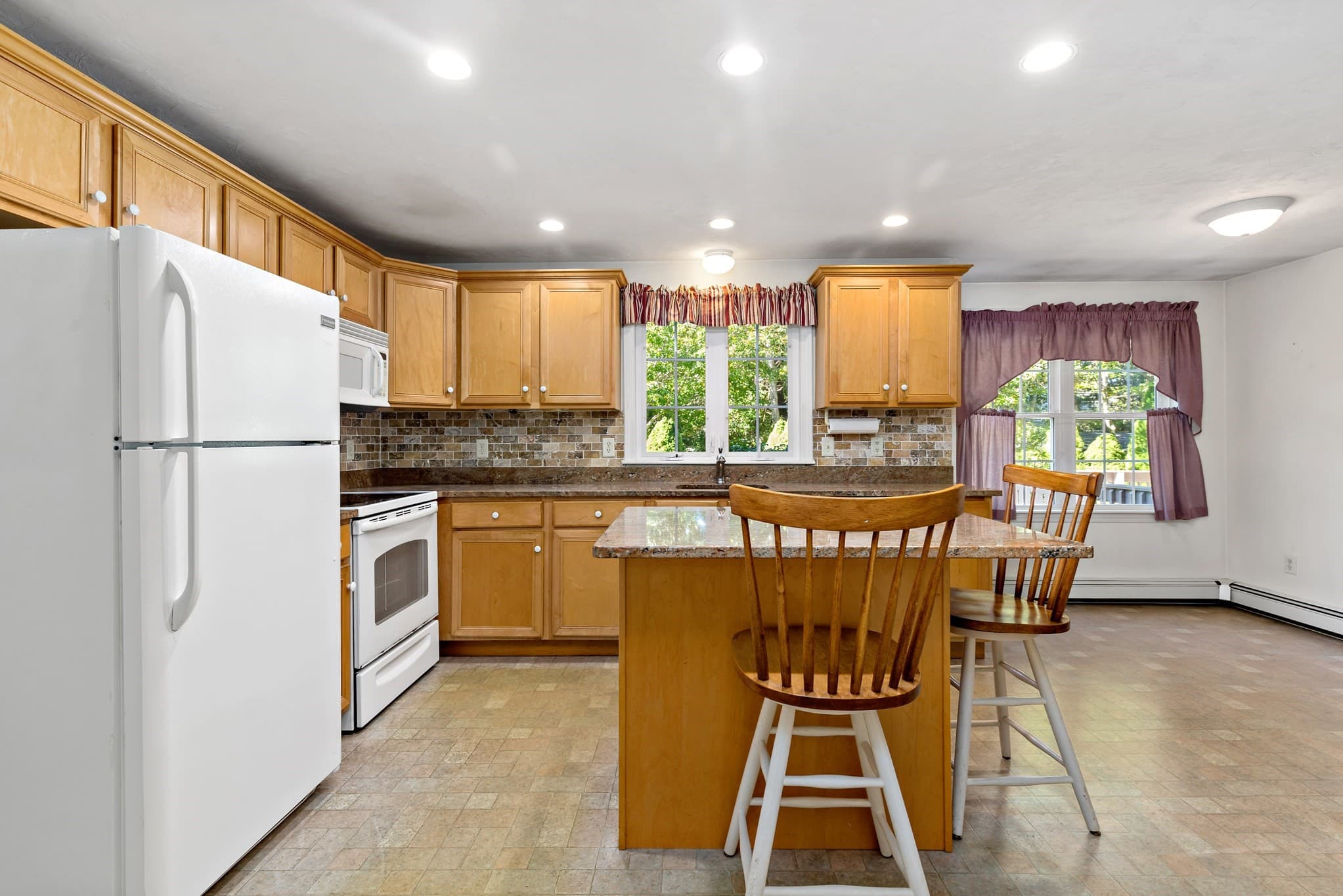Single Family Residence at 12 Wildwood Rd, Plymouth MA 02360, Plymouth, photo 27 of 41