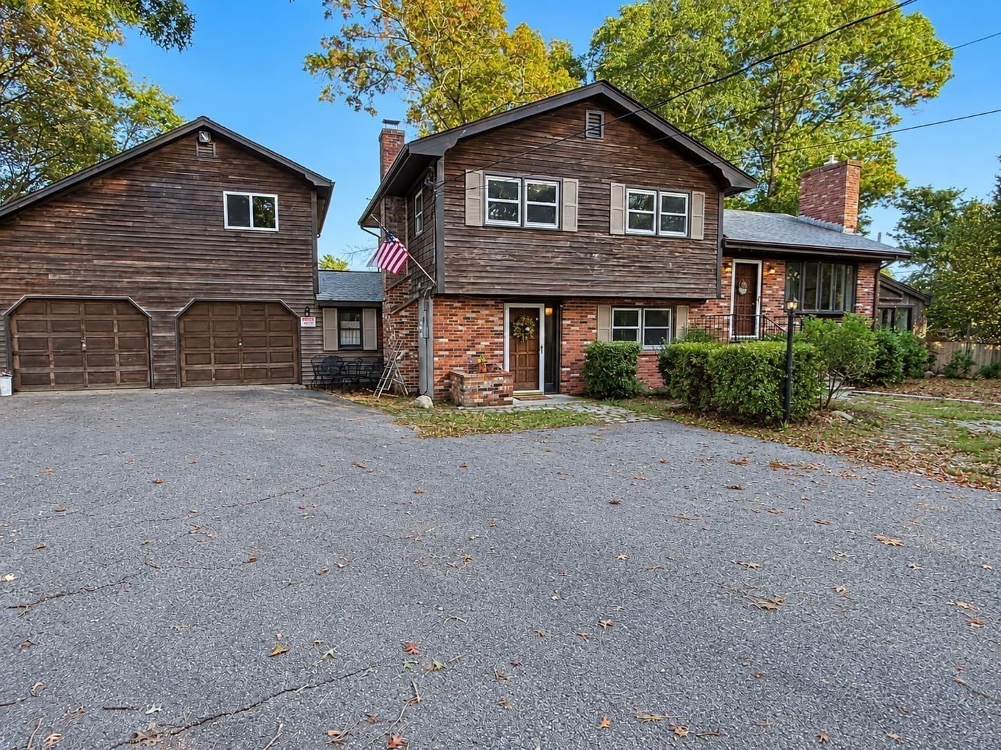 Single Family Residence at 19 Bassett Ave, Westport MA 02790, Westport, photo 2 of 27