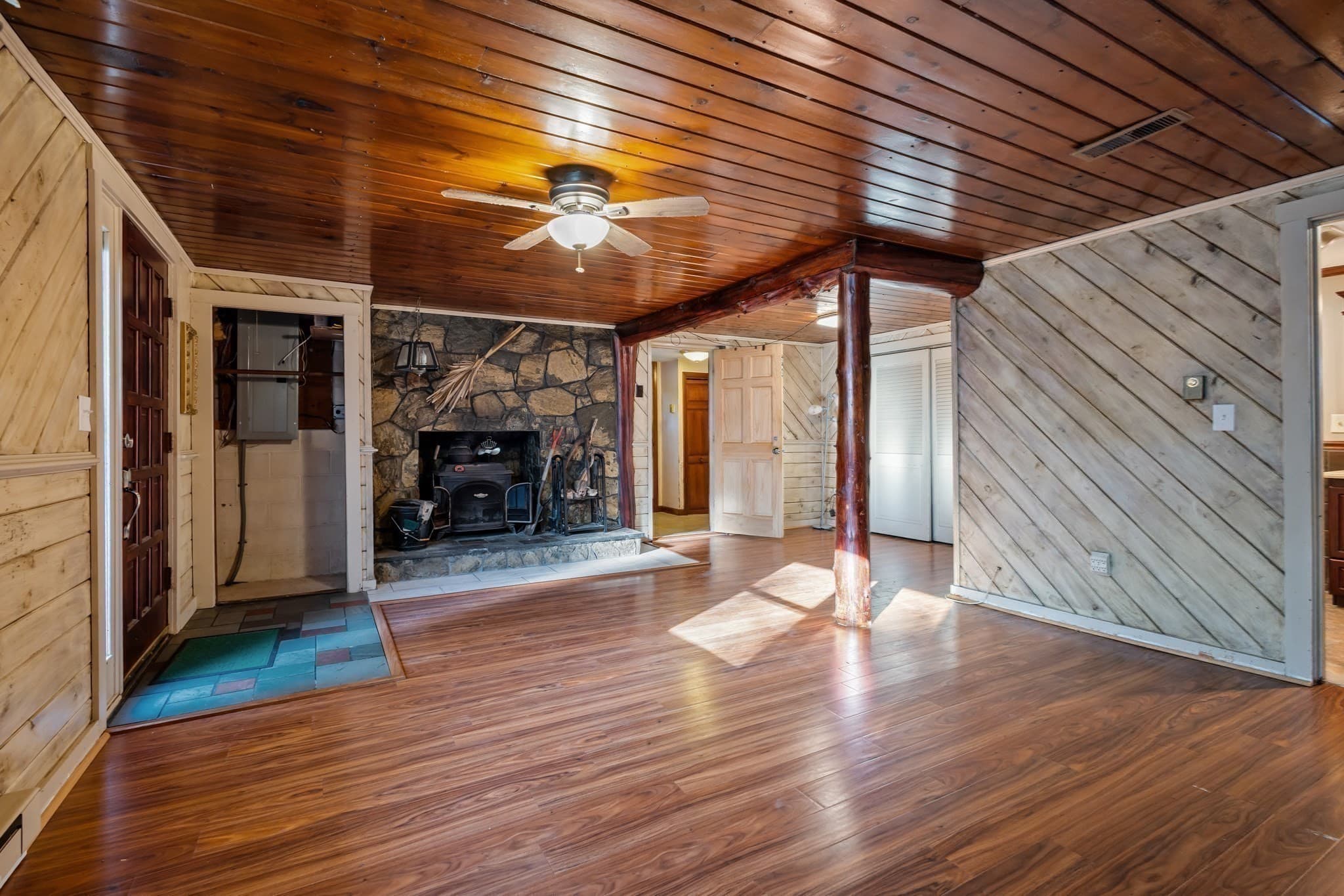 Single Family Residence at 19 Bassett Ave, Westport MA 02790, Westport, photo 8 of 27