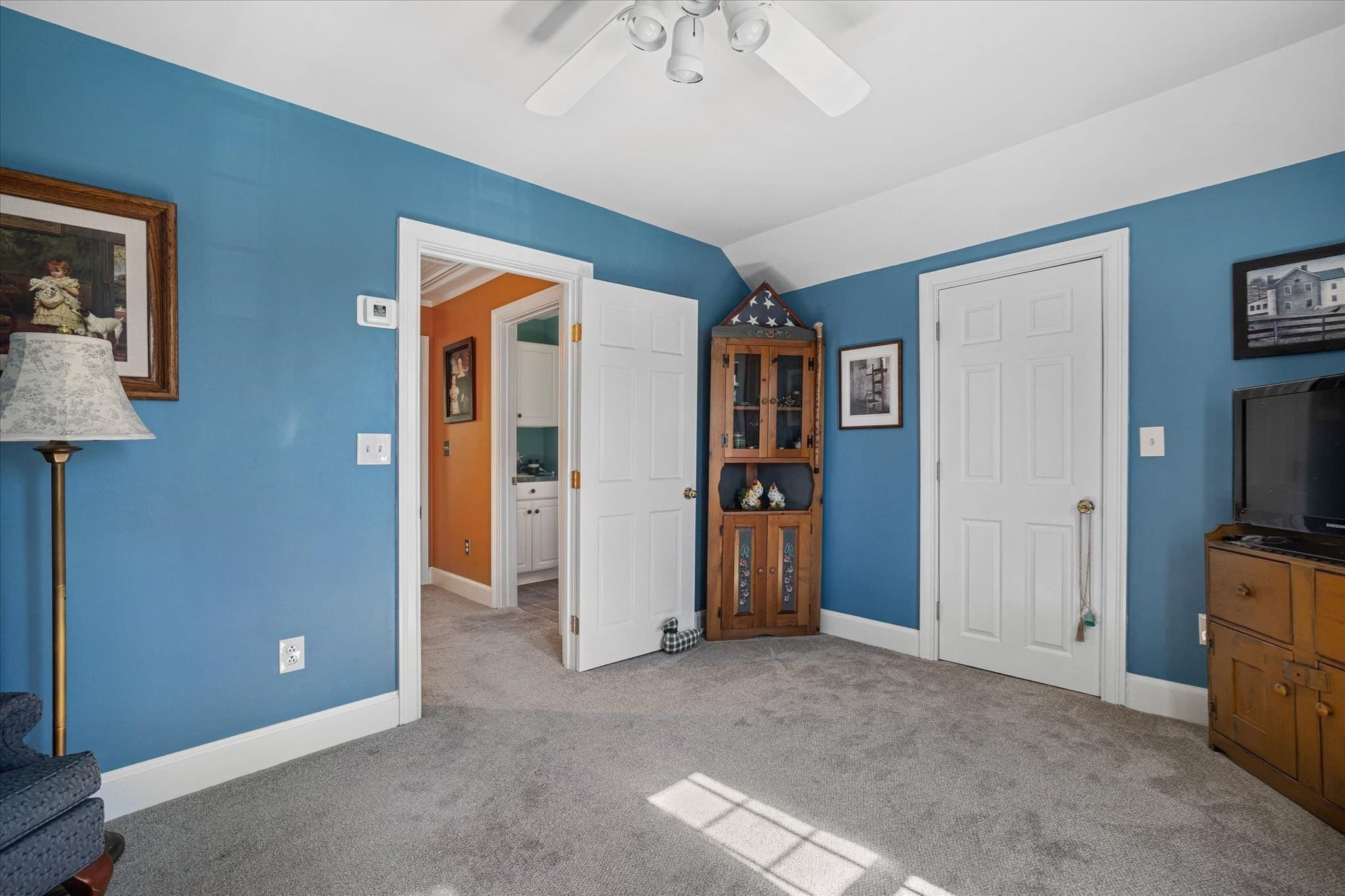 Single Family Residence at 47 Dartmouth St, Worcester MA 01604, Worcester, photo 26 of 36