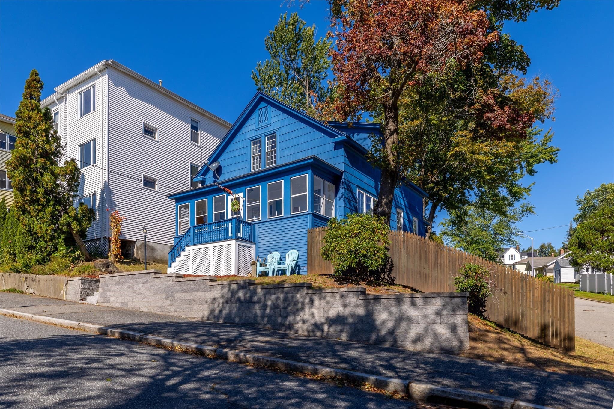 Single Family Residence at 47 Dartmouth St, Worcester MA 01604, Worcester, photo 3 of 36