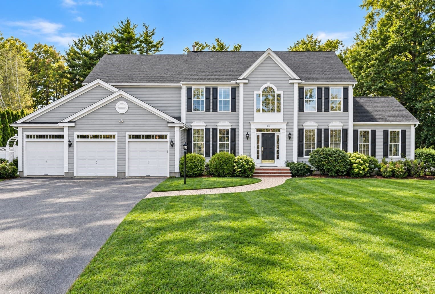 25 Philips Farm Rd, Marshfield MA 02050