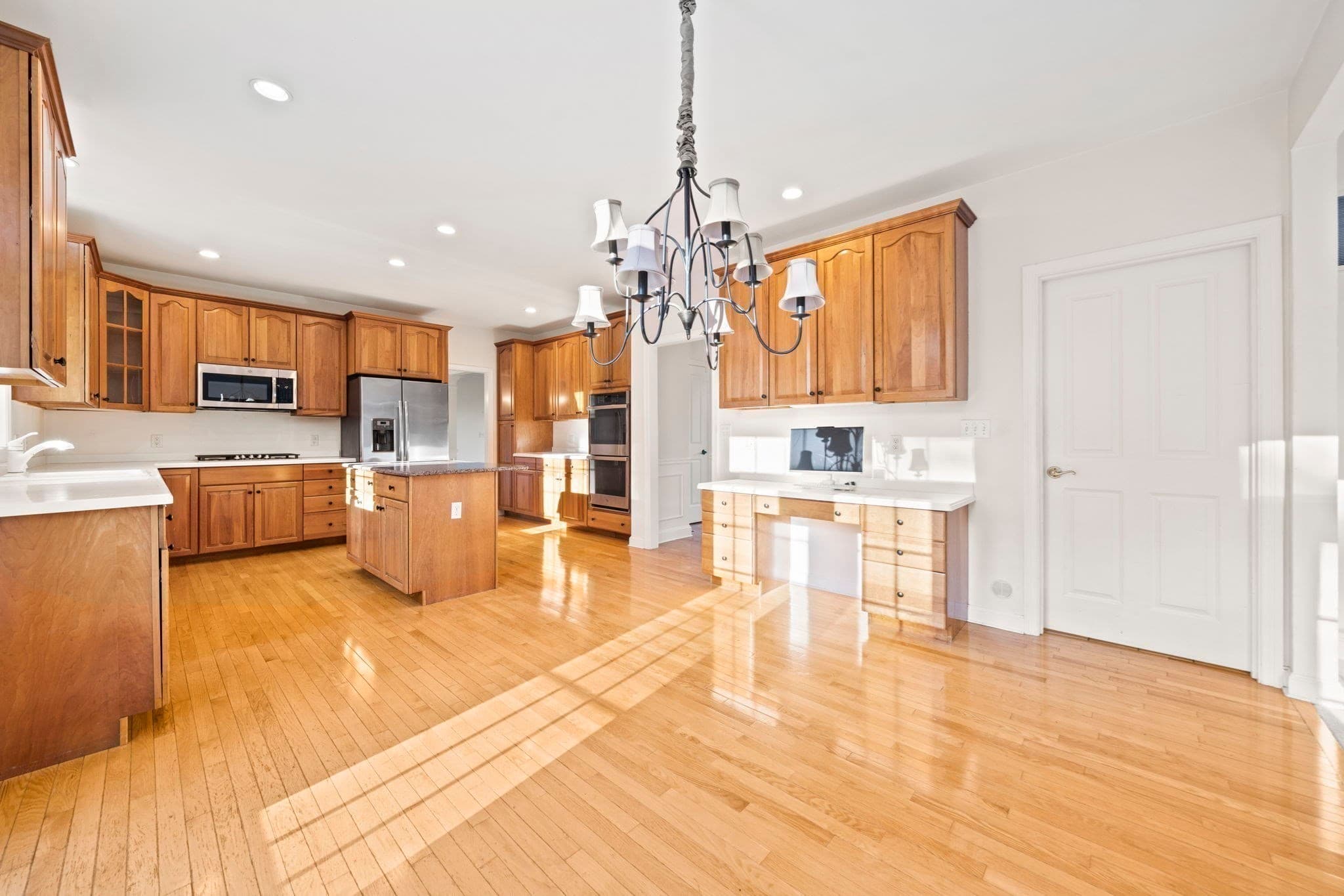 Single Family Residence at 25 Philips Farm Rd, Marshfield MA 02050, Marshfield, photo 25 of 42