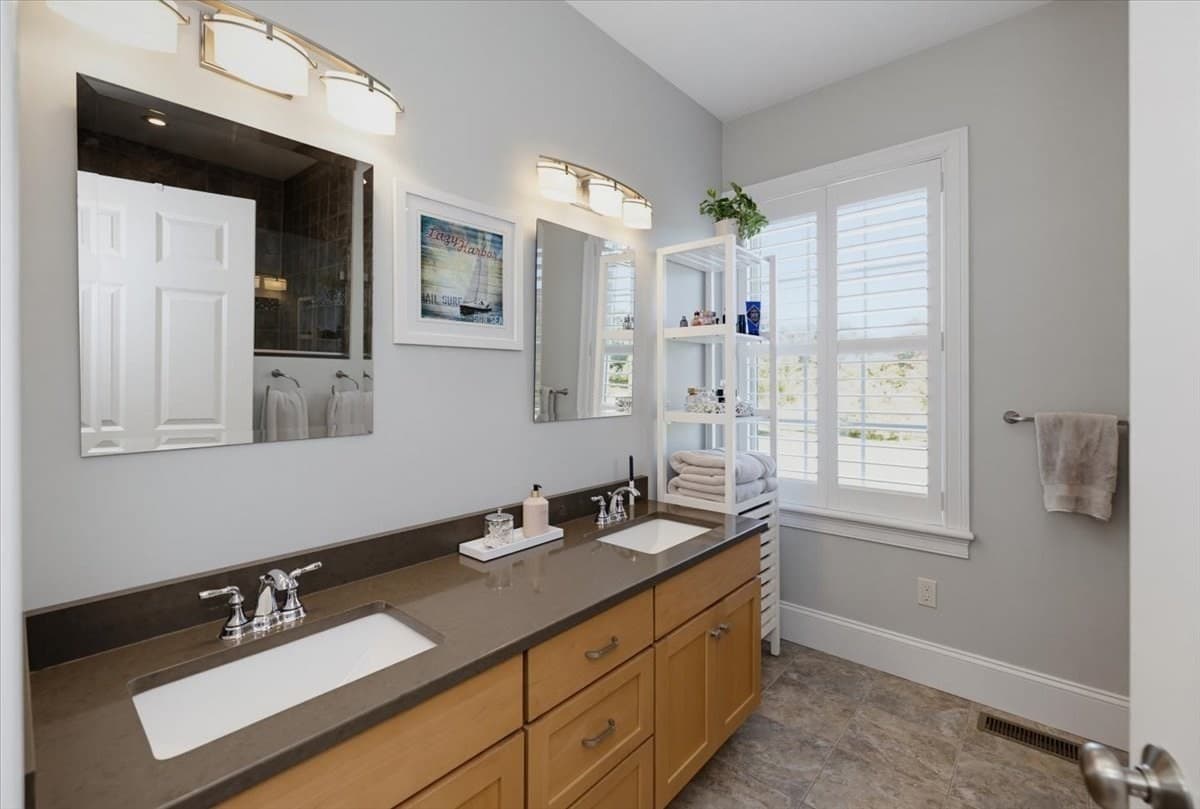 Single Family Residence at 2 Point Shore Overlook, Amesbury MA 01913, Amesbury, photo 36 of 41