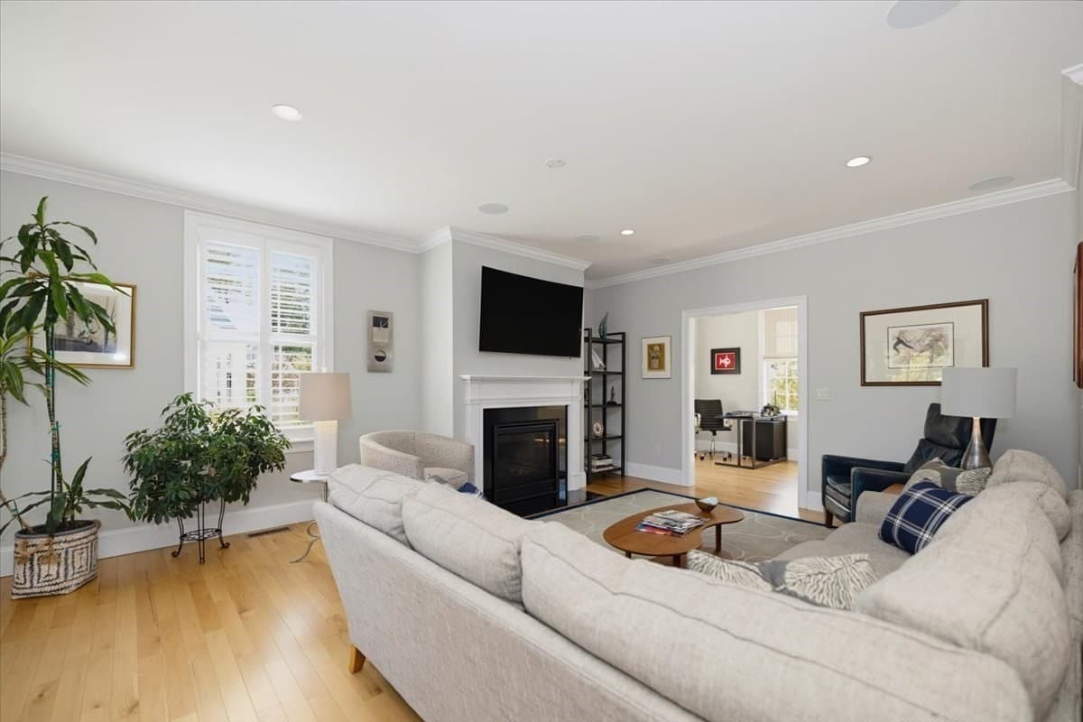 Single Family Residence at 2 Point Shore Overlook, Amesbury MA 01913, Amesbury, photo 20 of 41