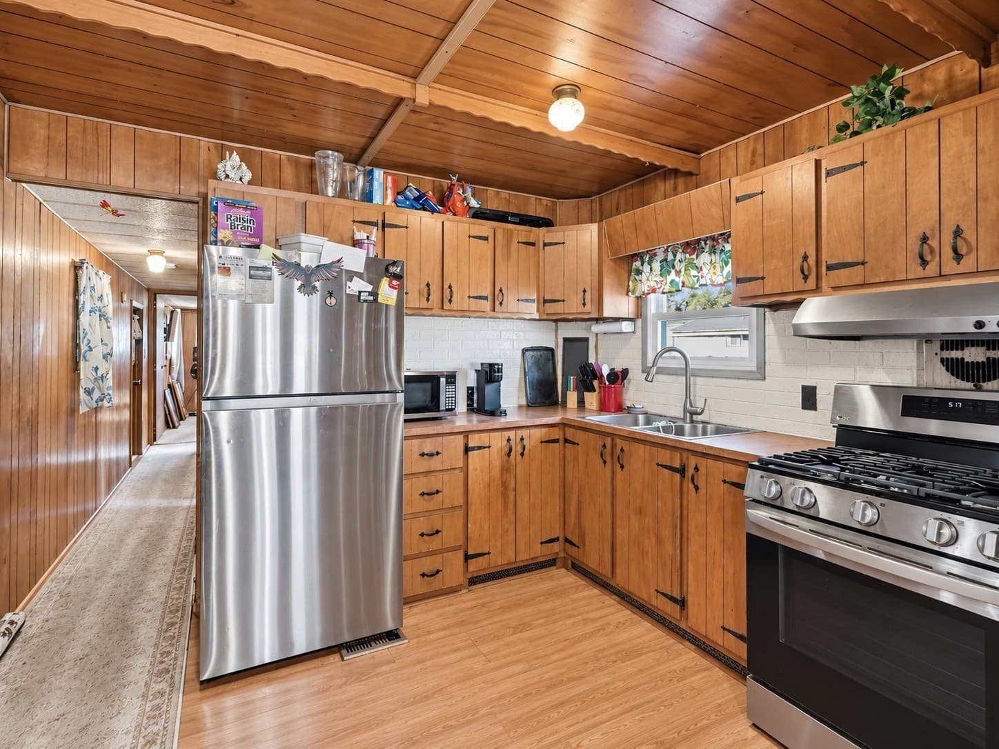 Mobile Home at 106 Lucy Drive, Attleboro MA 02703, Attleboro, photo 7 of 20