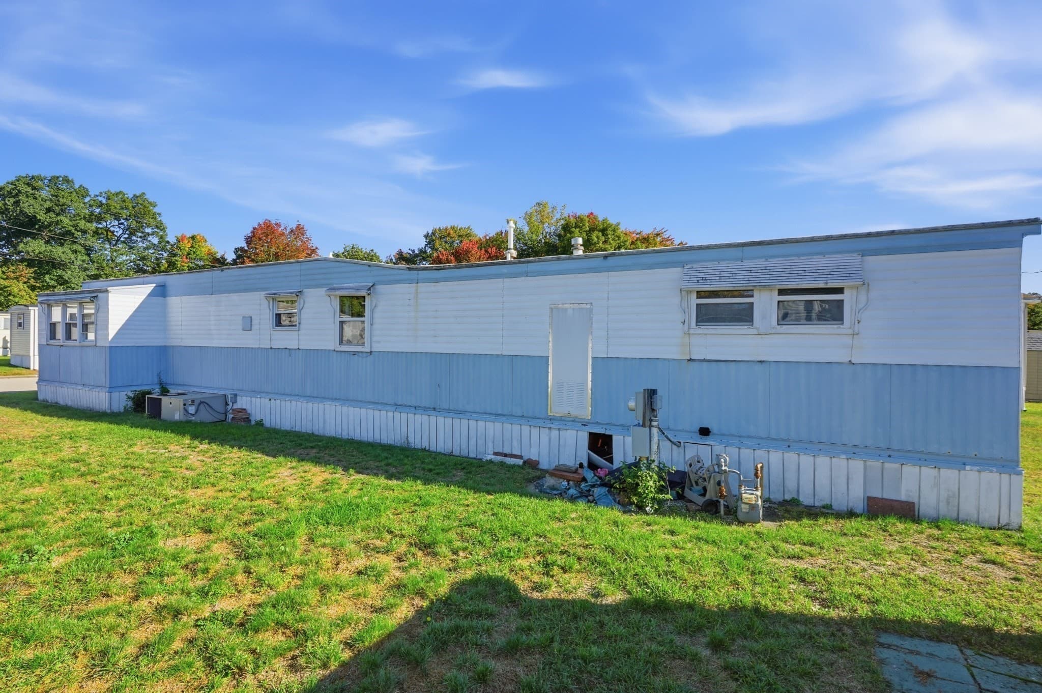Mobile Home at 106 Lucy Drive, Attleboro MA 02703, Attleboro, photo 3 of 20