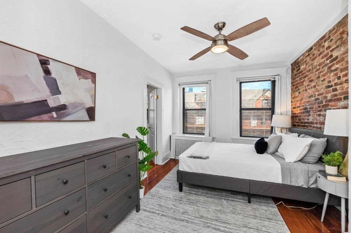 Condominium at 282-284 Cambridge Street # 4, Boston MA 02114, Boston, photo 6 of 19