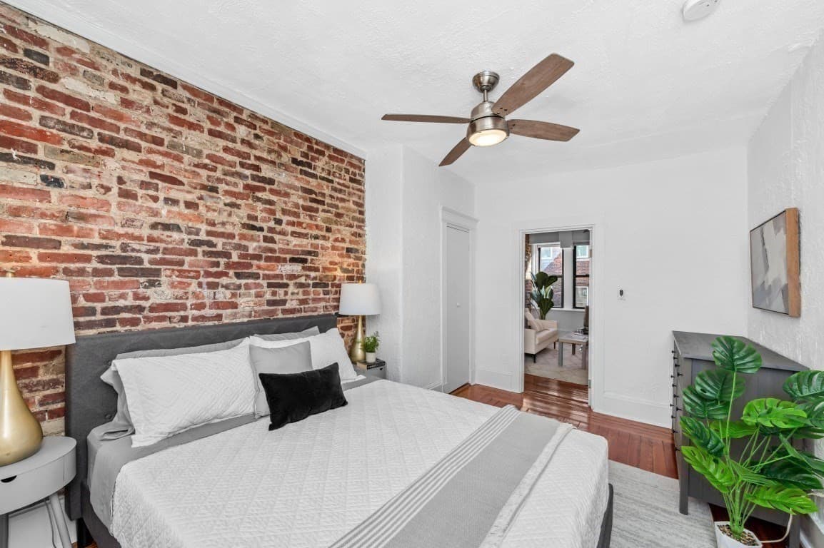 Condominium at 282-284 Cambridge Street # 4, Boston MA 02114, Boston, photo 8 of 19