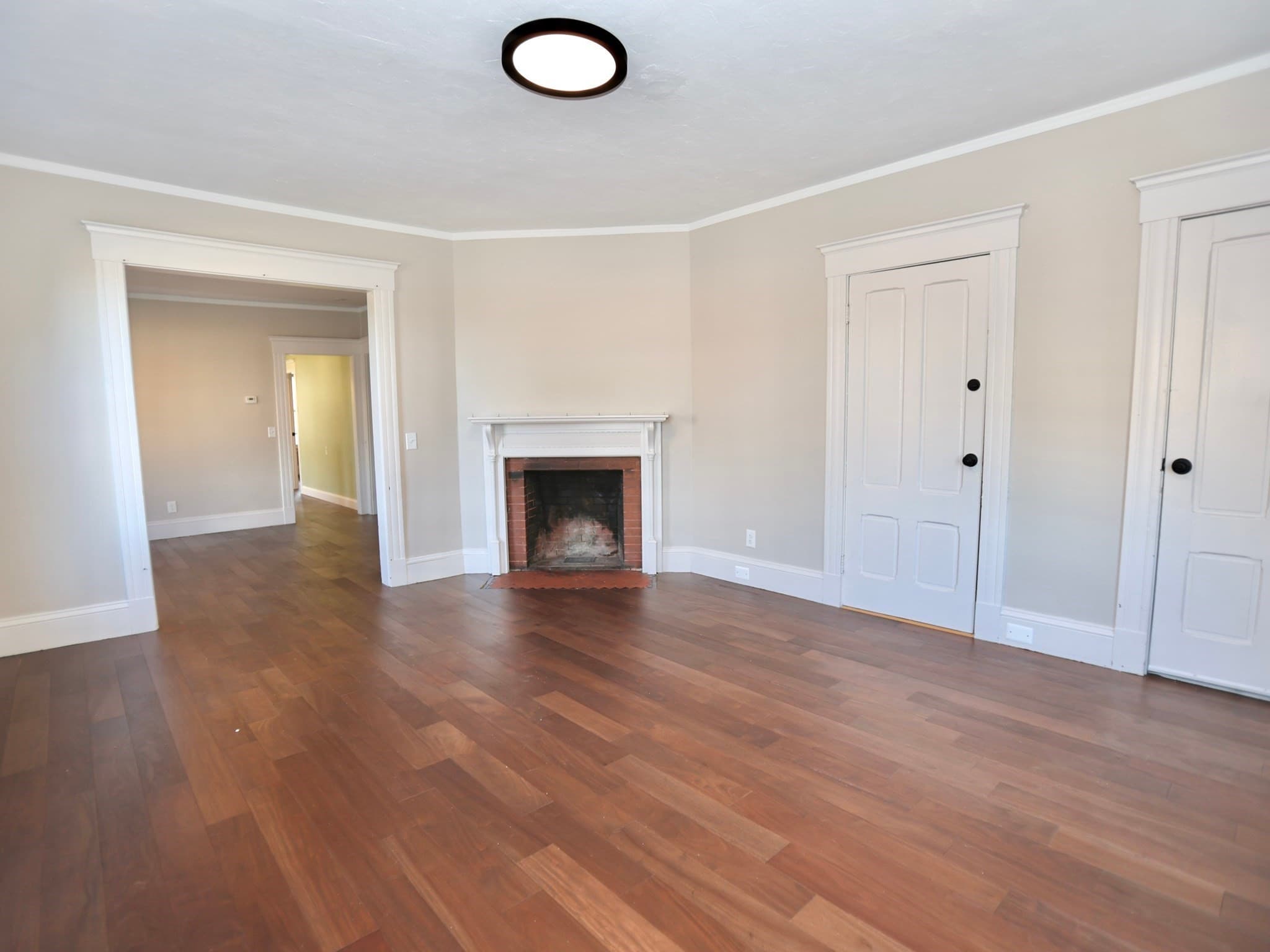 Condominium at 469 Grove St # 2, Worcester MA 01605, Worcester, photo 2 of 16
