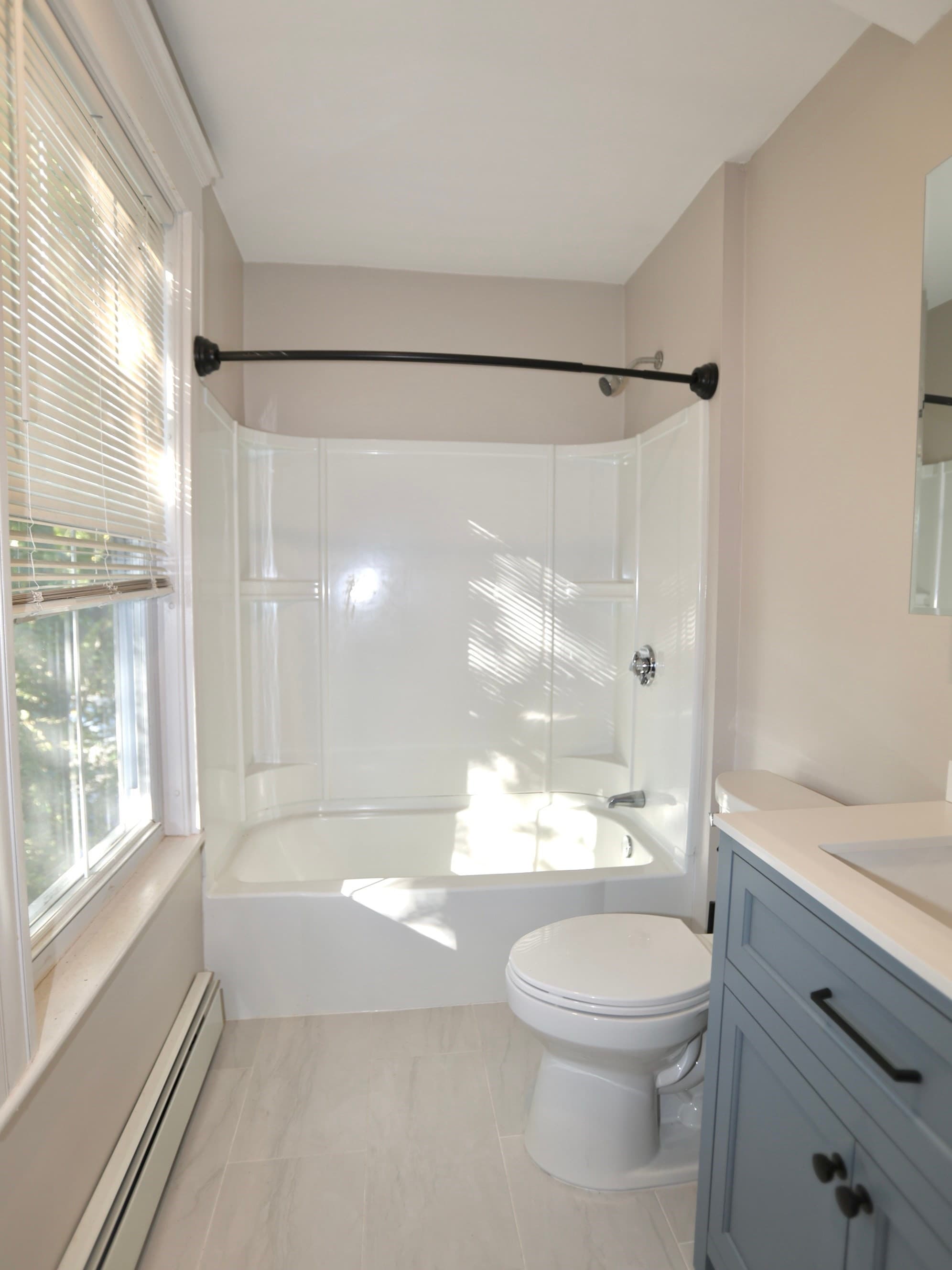Condominium at 469 Grove St # 2, Worcester MA 01605, Worcester, photo 10 of 16