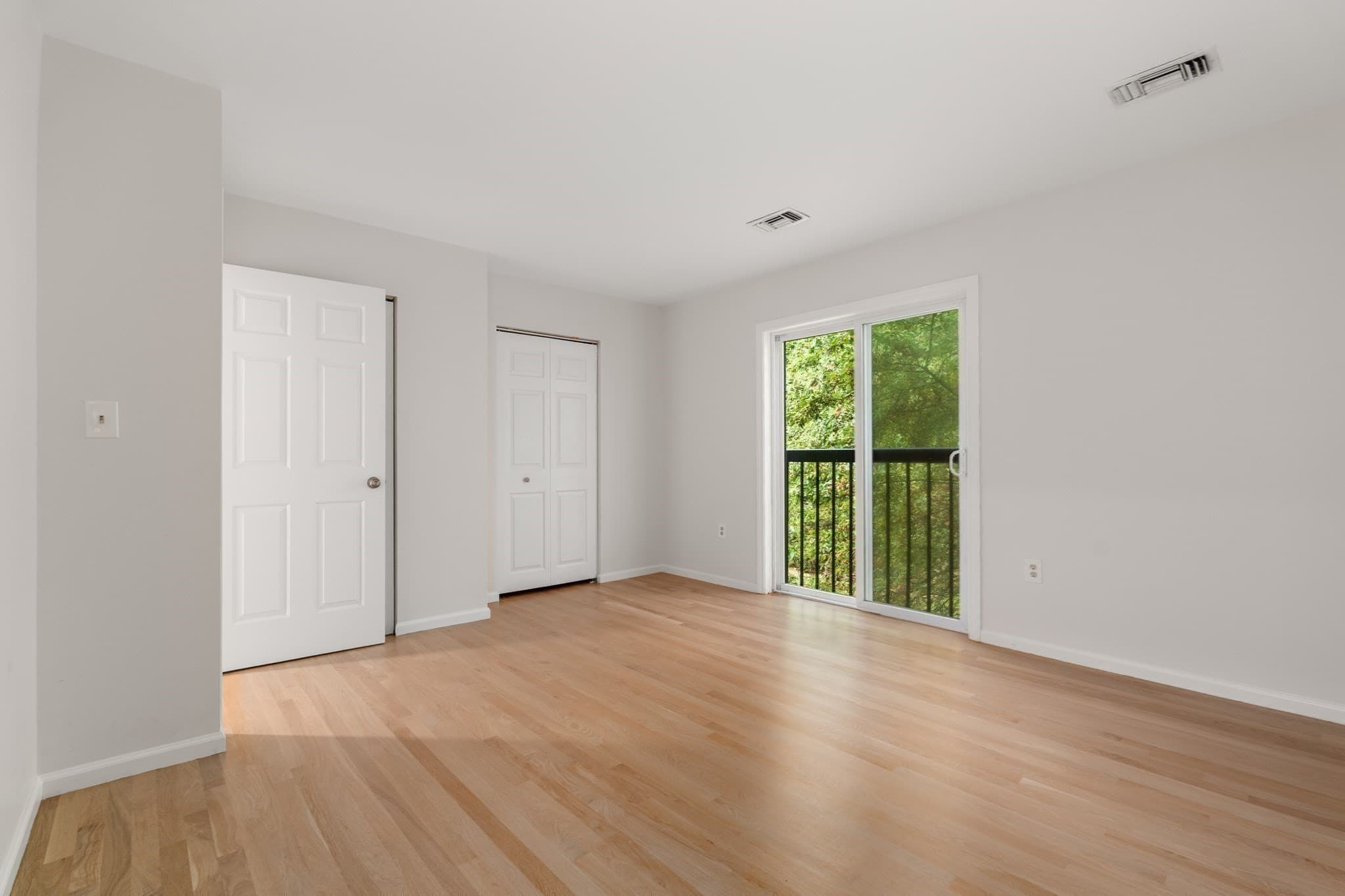 Condominium at 95 Anderer Ln # 3, Boston MA 02132, Boston, photo 17 of 34