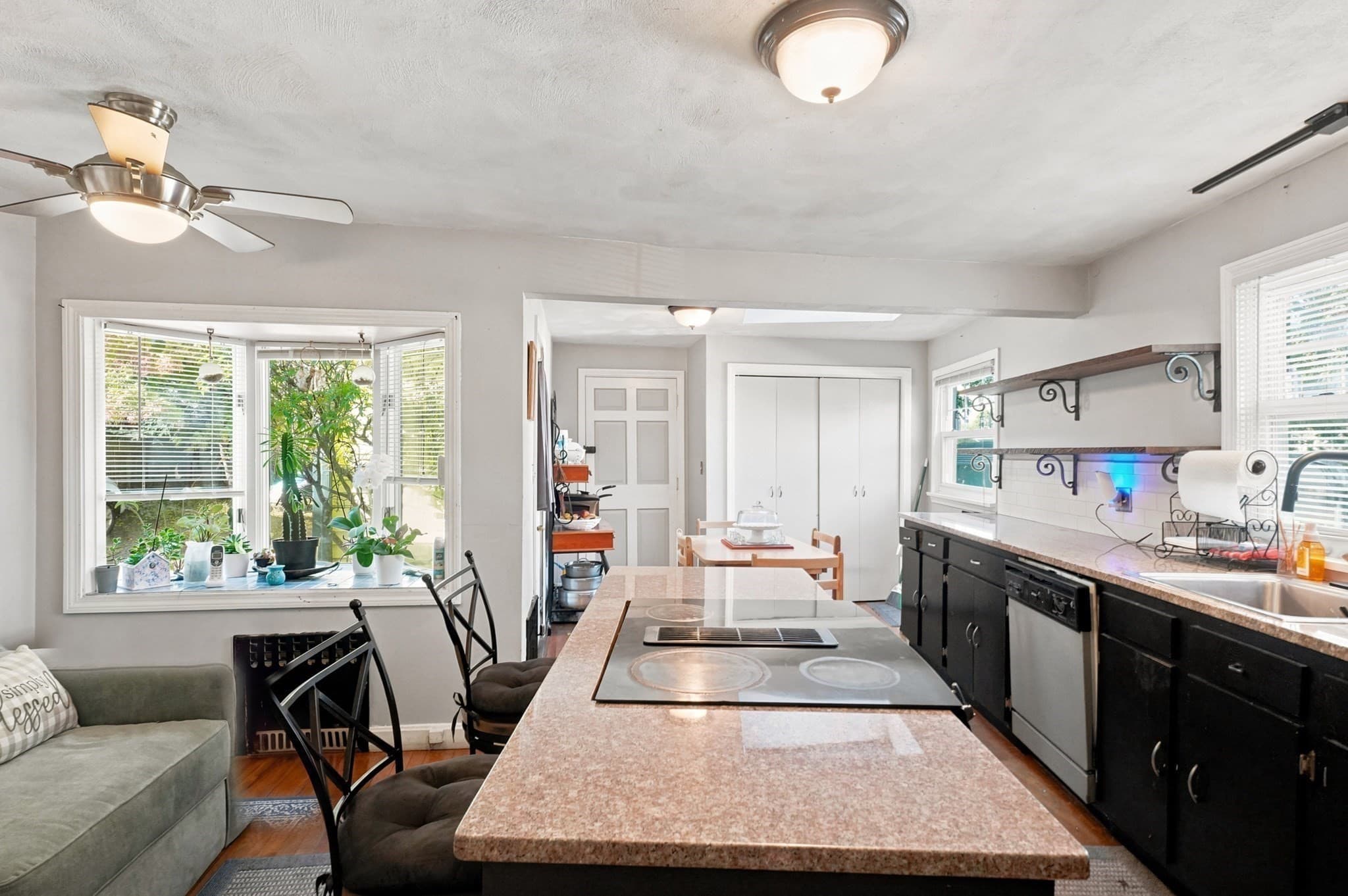 Single Family Residence at 75 Nahant St, Lynn MA 01902, Lynn, photo 12 of 29