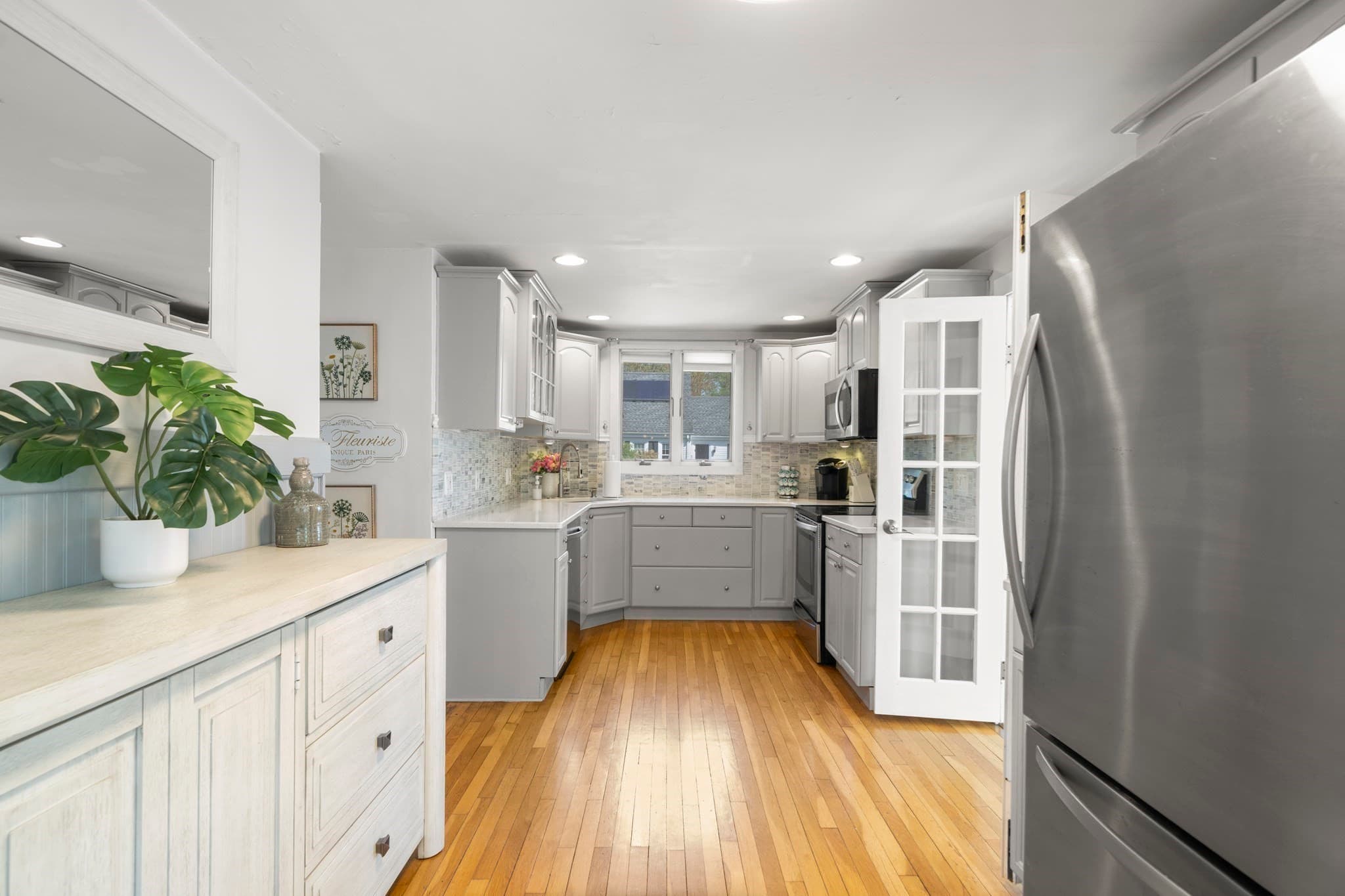 Single Family Residence at 17 Dalton, Holbrook MA 02343, Holbrook, photo 7 of 23