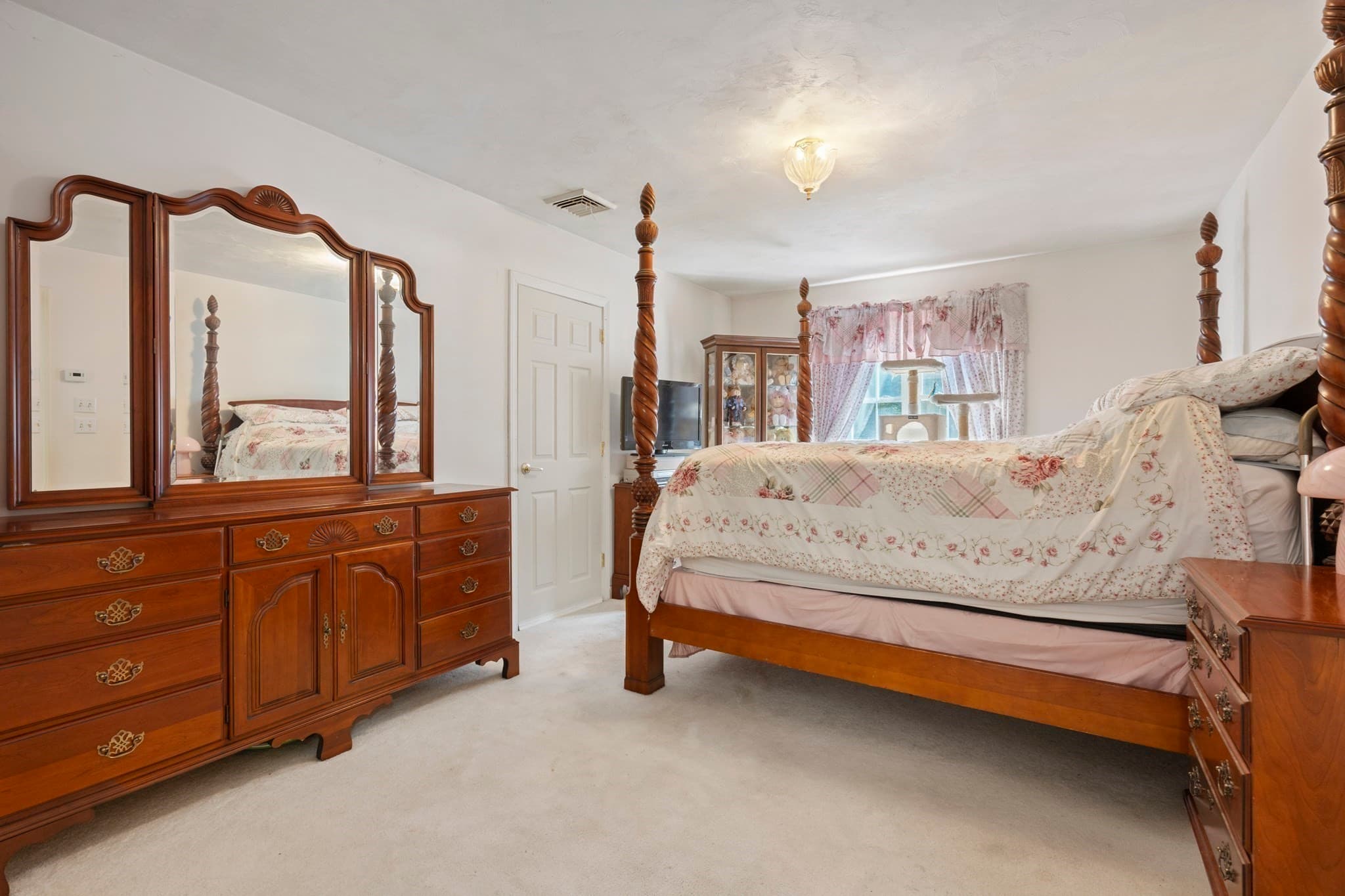 Single Family Residence at 82A Daniels Road, Charlton MA 01507, Charlton, photo 19 of 42