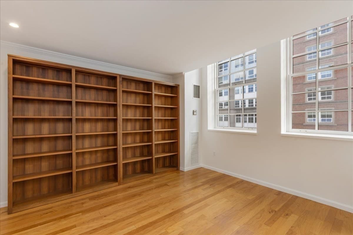 Condominium at 106 13th # 312, Boston MA 02129, Boston, photo 9 of 42