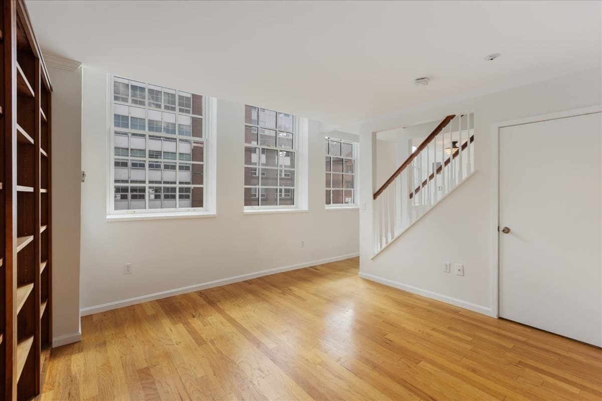 Condominium at 106 13th # 312, Boston MA 02129, Boston, photo 10 of 42