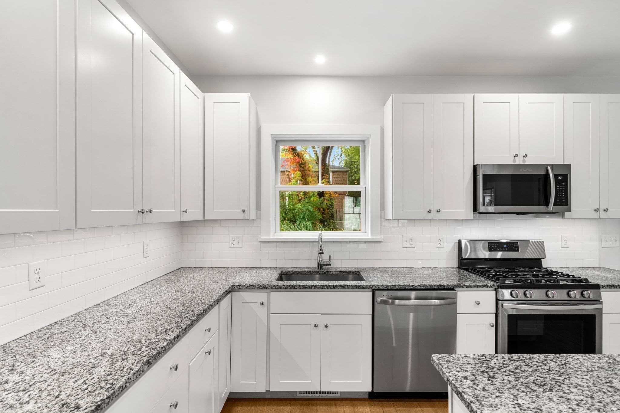 Condominium at 1 Broadway Ave # 4, Ipswich MA 01938, Ipswich, photo 6 of 41