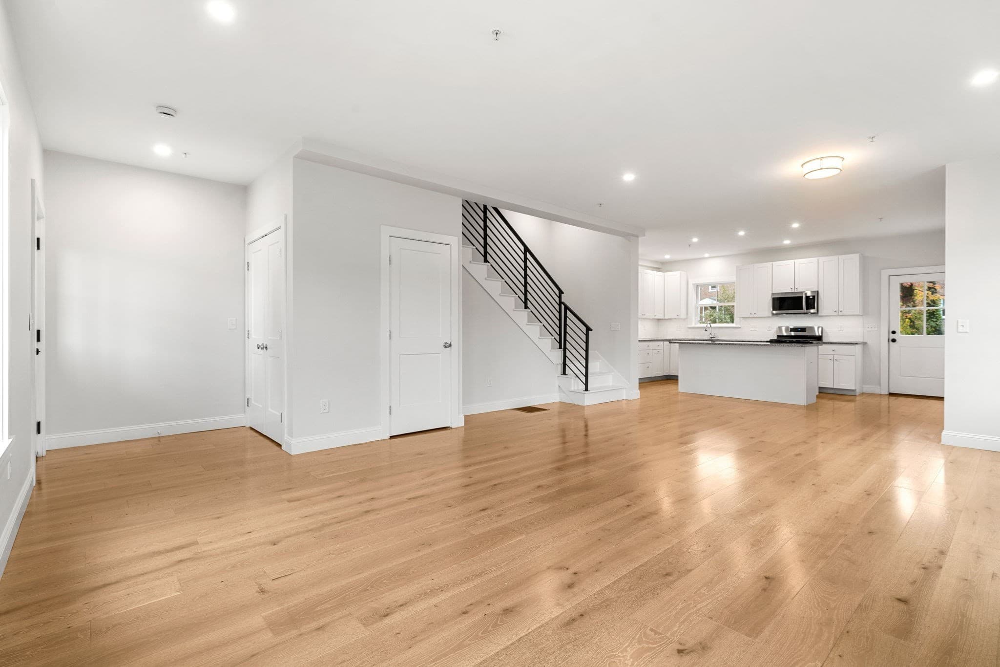 Condominium at 1 Broadway Ave # 4, Ipswich MA 01938, Ipswich, photo 12 of 41