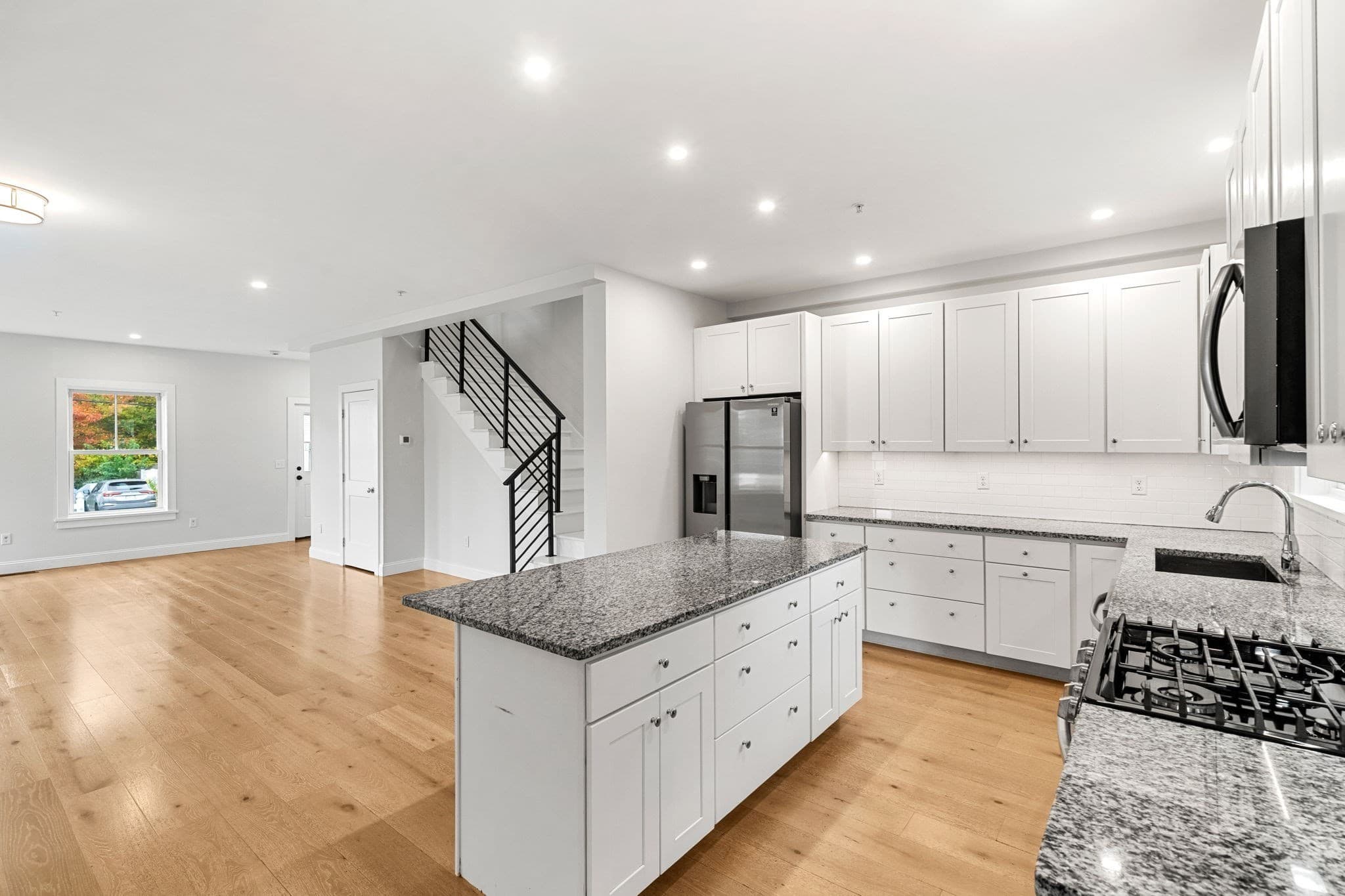 Condominium at 1 Broadway Ave # 4, Ipswich MA 01938, Ipswich, photo 7 of 41