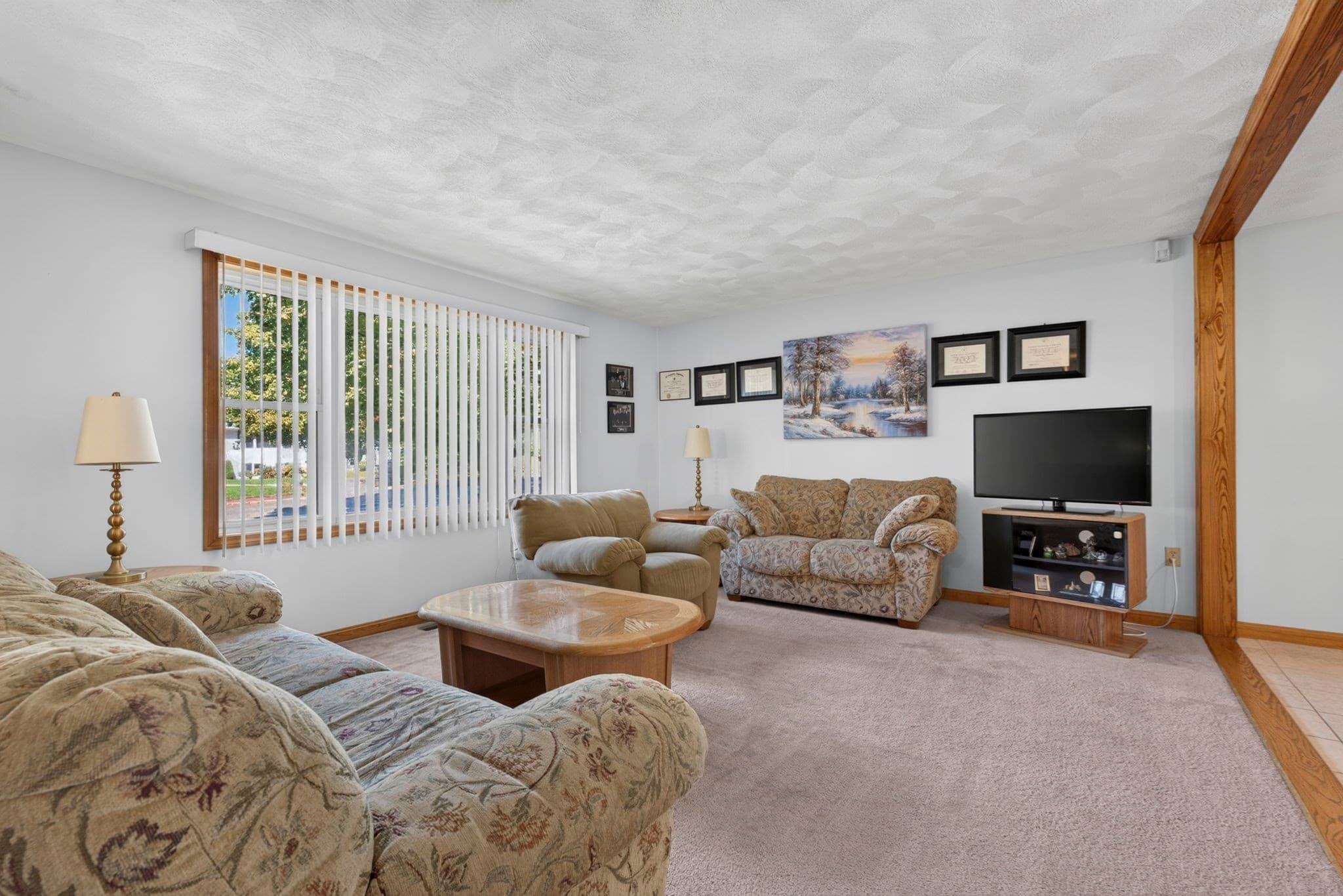Single Family Residence at 4 Wildwood Terrace, Saugus MA 01906, Saugus, photo 7 of 40