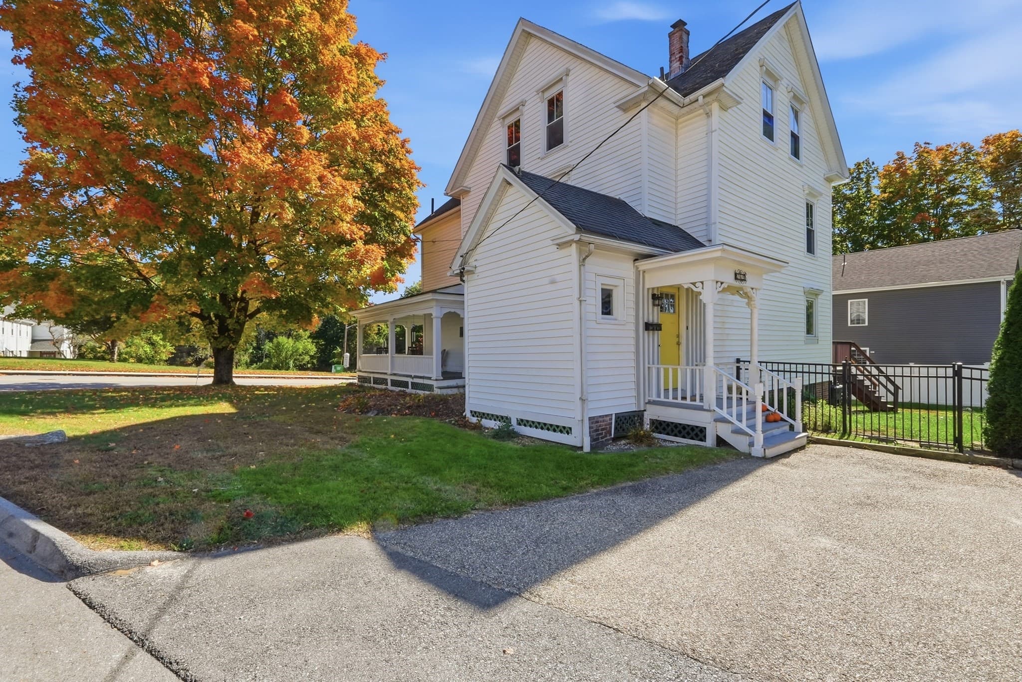 Single Family Residence at 165 Holden St, Worcester MA 01606, Worcester, photo 31 of 37