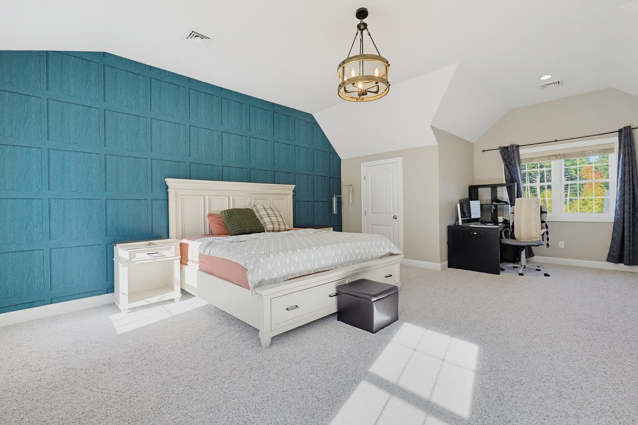 Single Family Residence at 190 Hannah Dr, Northbridge MA 01588, Northbridge, photo 17 of 42