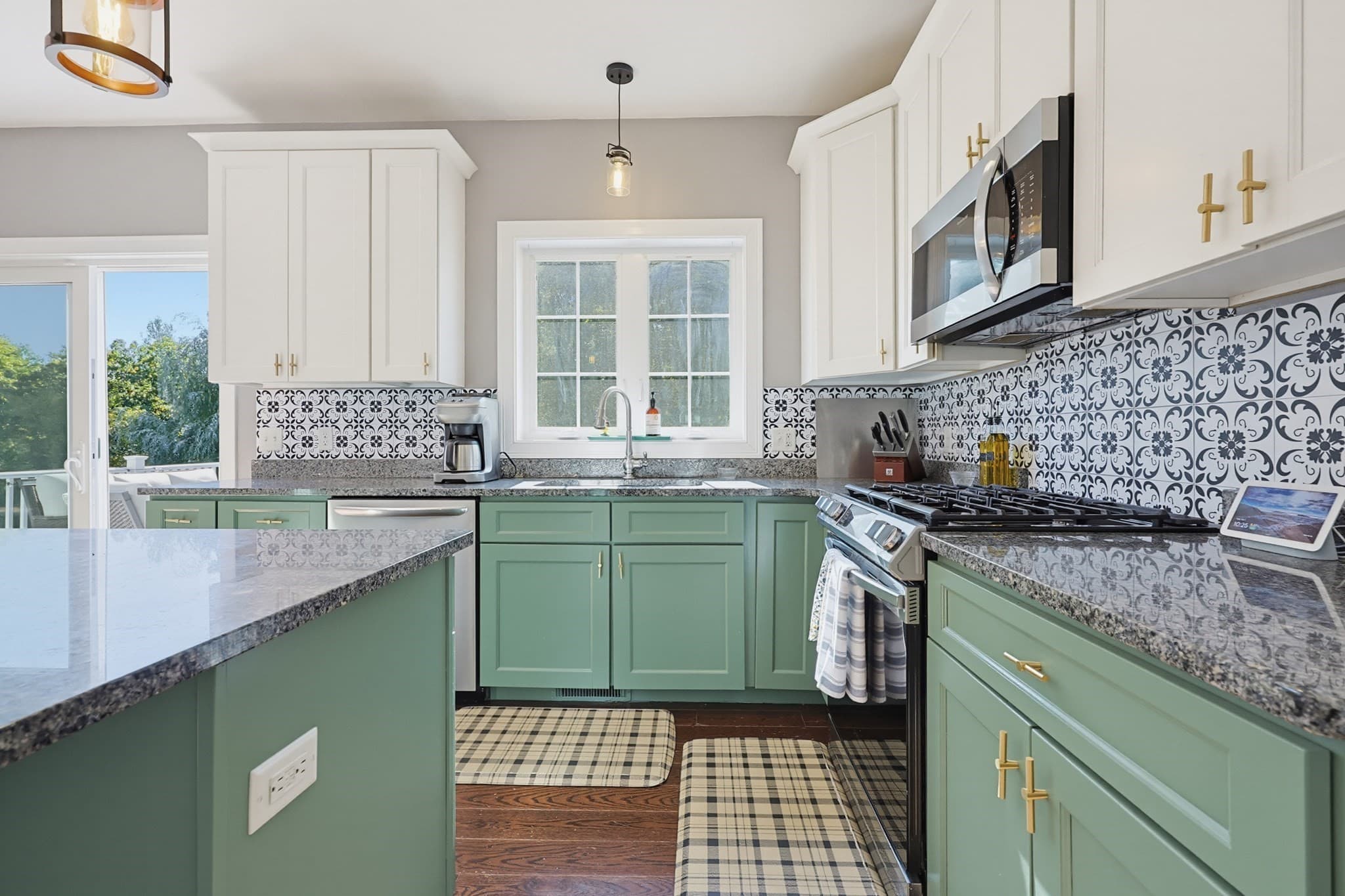 Single Family Residence at 190 Hannah Dr, Northbridge MA 01588, Northbridge, photo 14 of 42