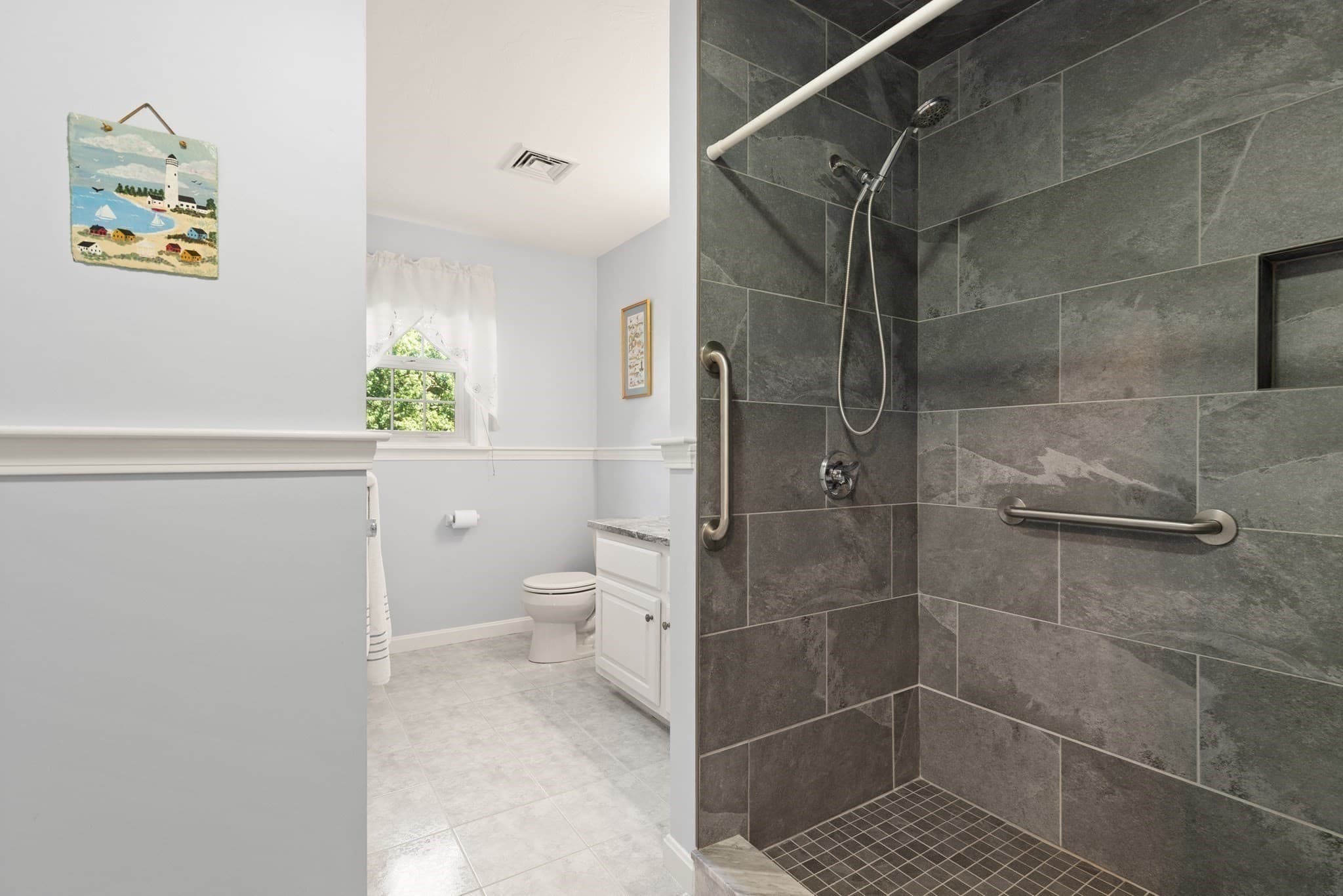Single Family Residence at 4 Stratford Ln, Easton MA 02356, Easton, photo 23 of 34