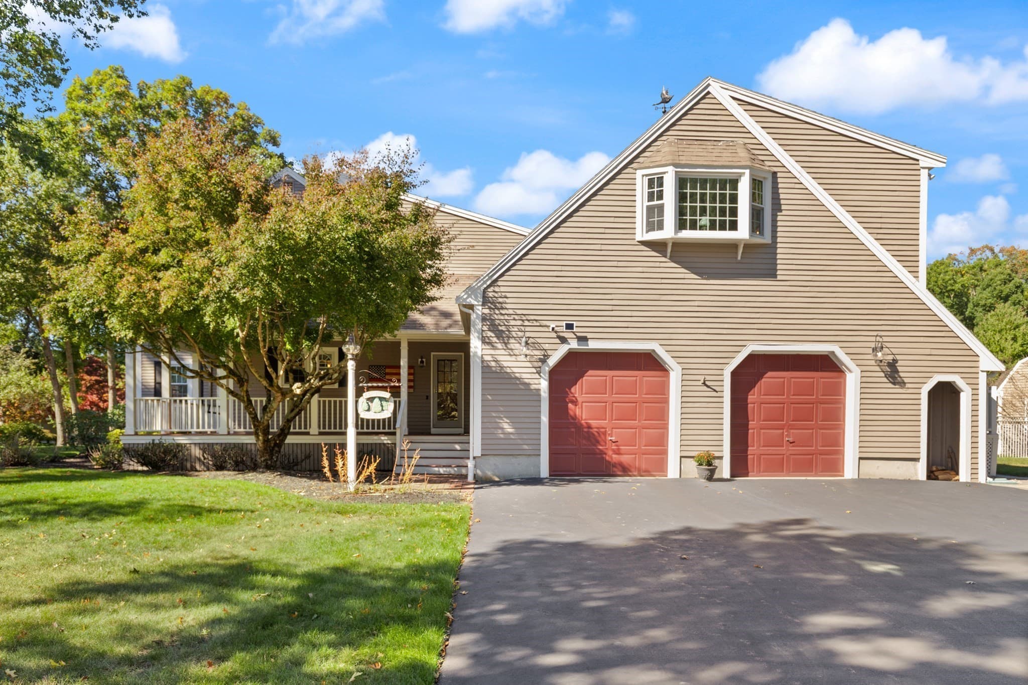 Single Family Residence at 4 Stratford Ln, Easton MA 02356, Easton, photo 3 of 34