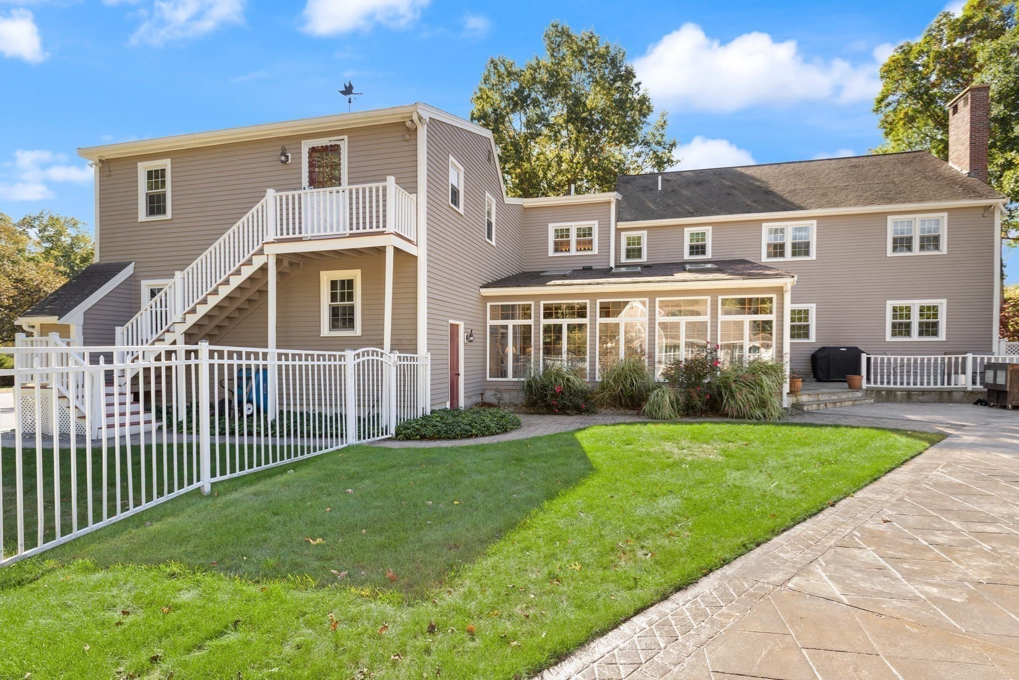 Single Family Residence at 4 Stratford Ln, Easton MA 02356, Easton, photo 5 of 34