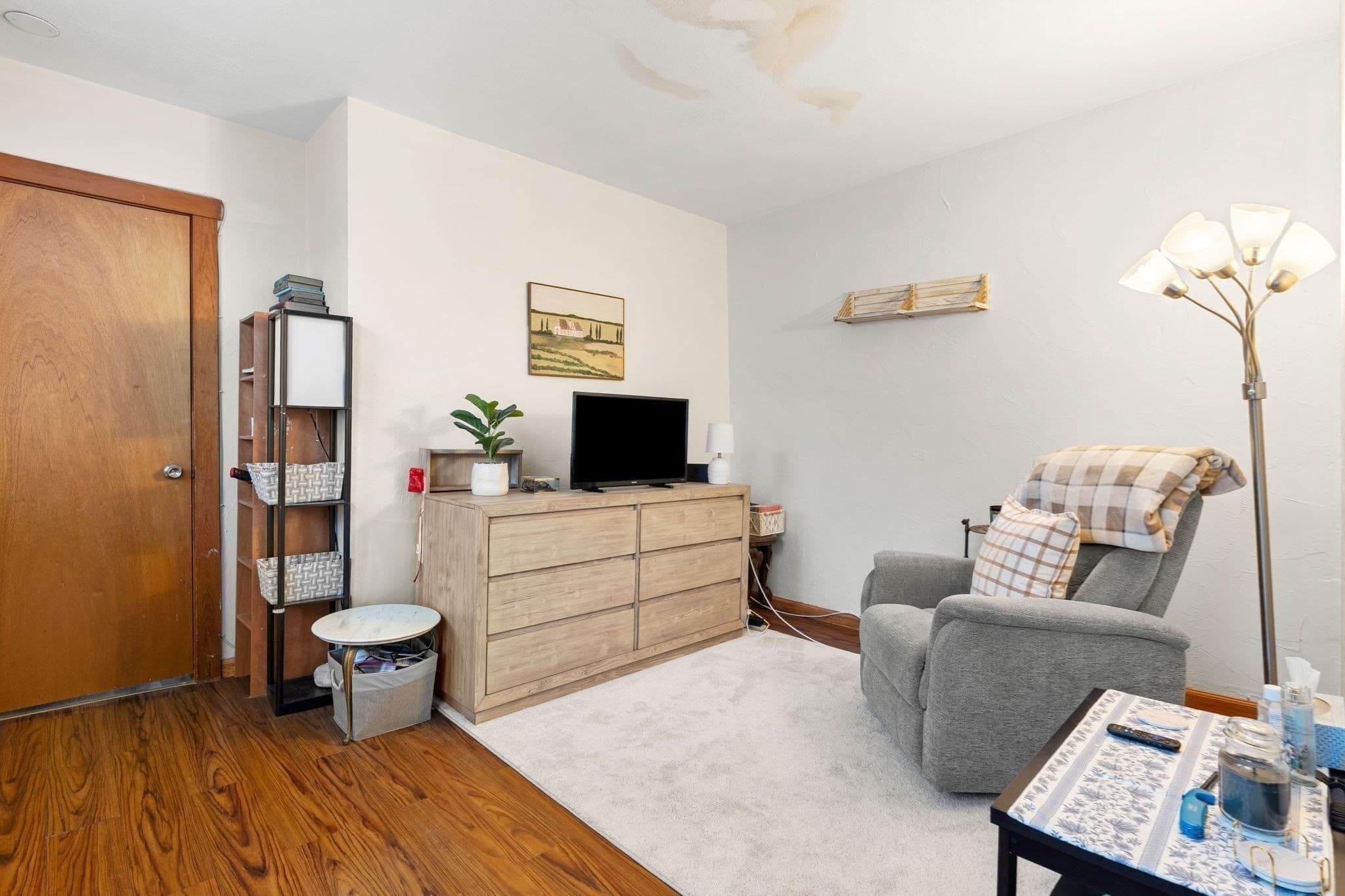 Condominium at 158 Park # 3, Beverly MA 01915, Beverly, photo 2 of 14