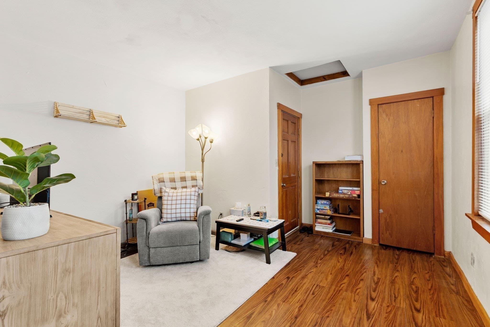 Condominium at 158 Park # 3, Beverly MA 01915, Beverly, photo 3 of 14
