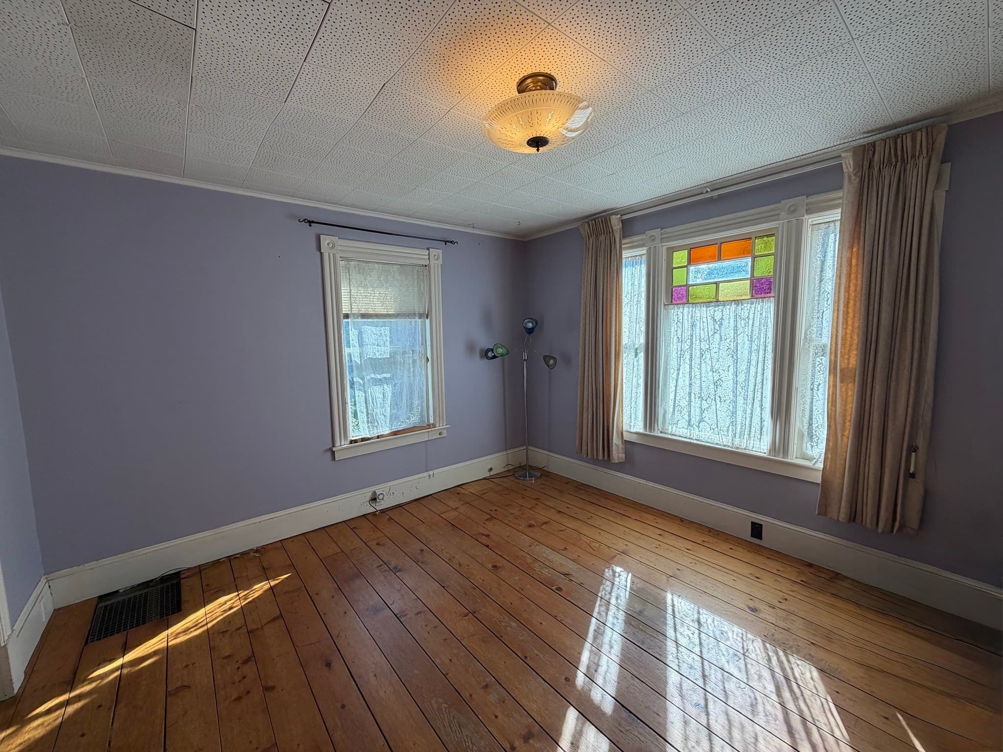 Single Family Residence at 23 Phillips St, Greenfield MA 01301, Greenfield, photo 12 of 27