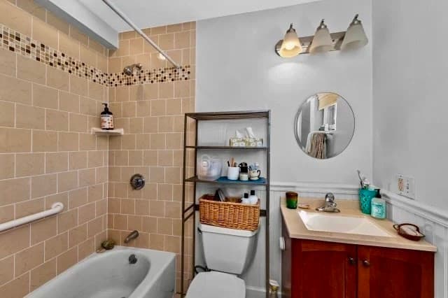 Condominium at 254-6 Main Street # 2, Boston MA 02129, Boston, photo 11 of 16