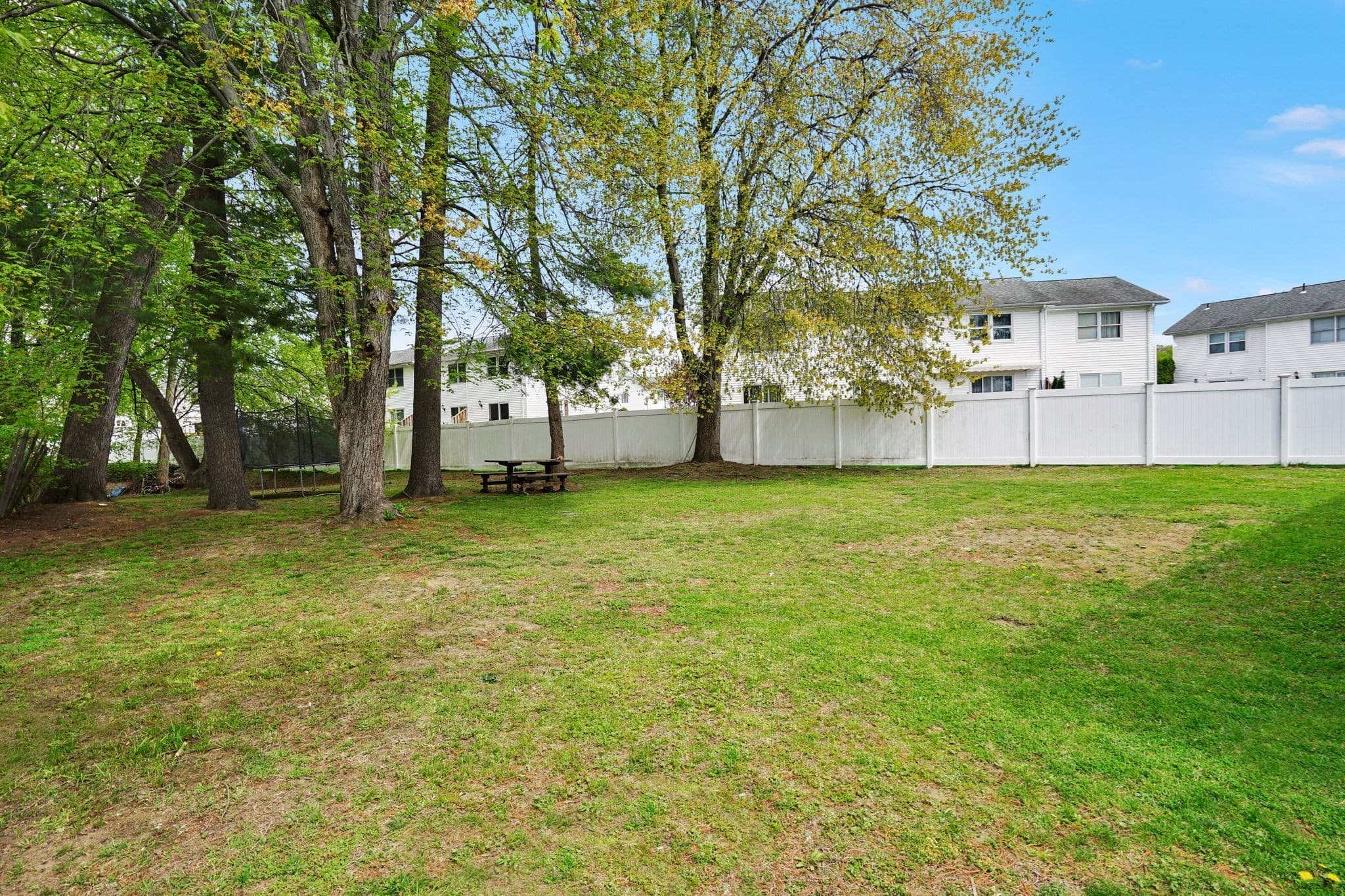 Single Family Residence at 94 Cora Ave, Chicopee MA 01013, Chicopee, photo 4 of 41